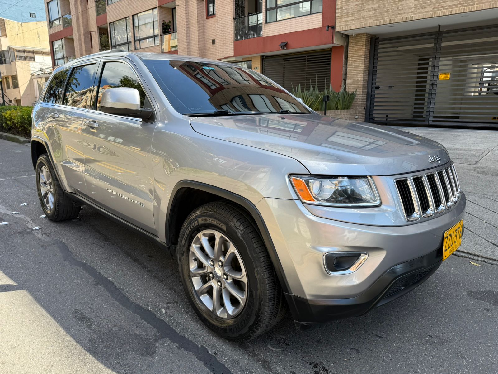 JEEP GRAND CHEROKEE LAREDO 4X4