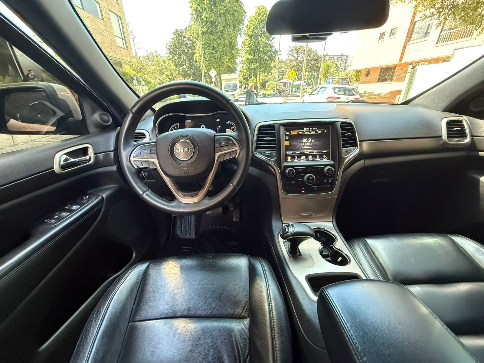 JEEP GRAND CHEROKEE LAREDO 4X4