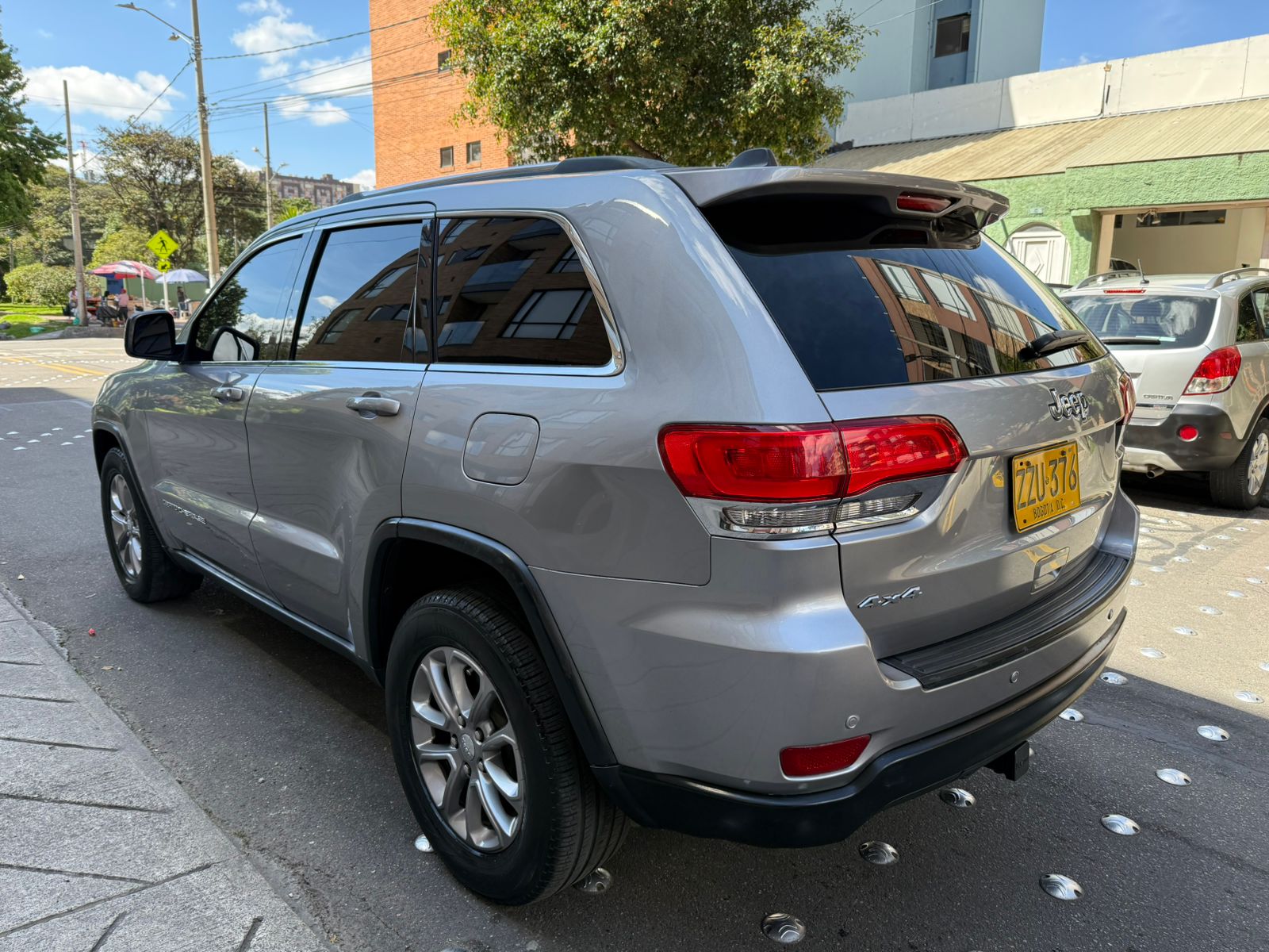 JEEP GRAND CHEROKEE LAREDO 4X4