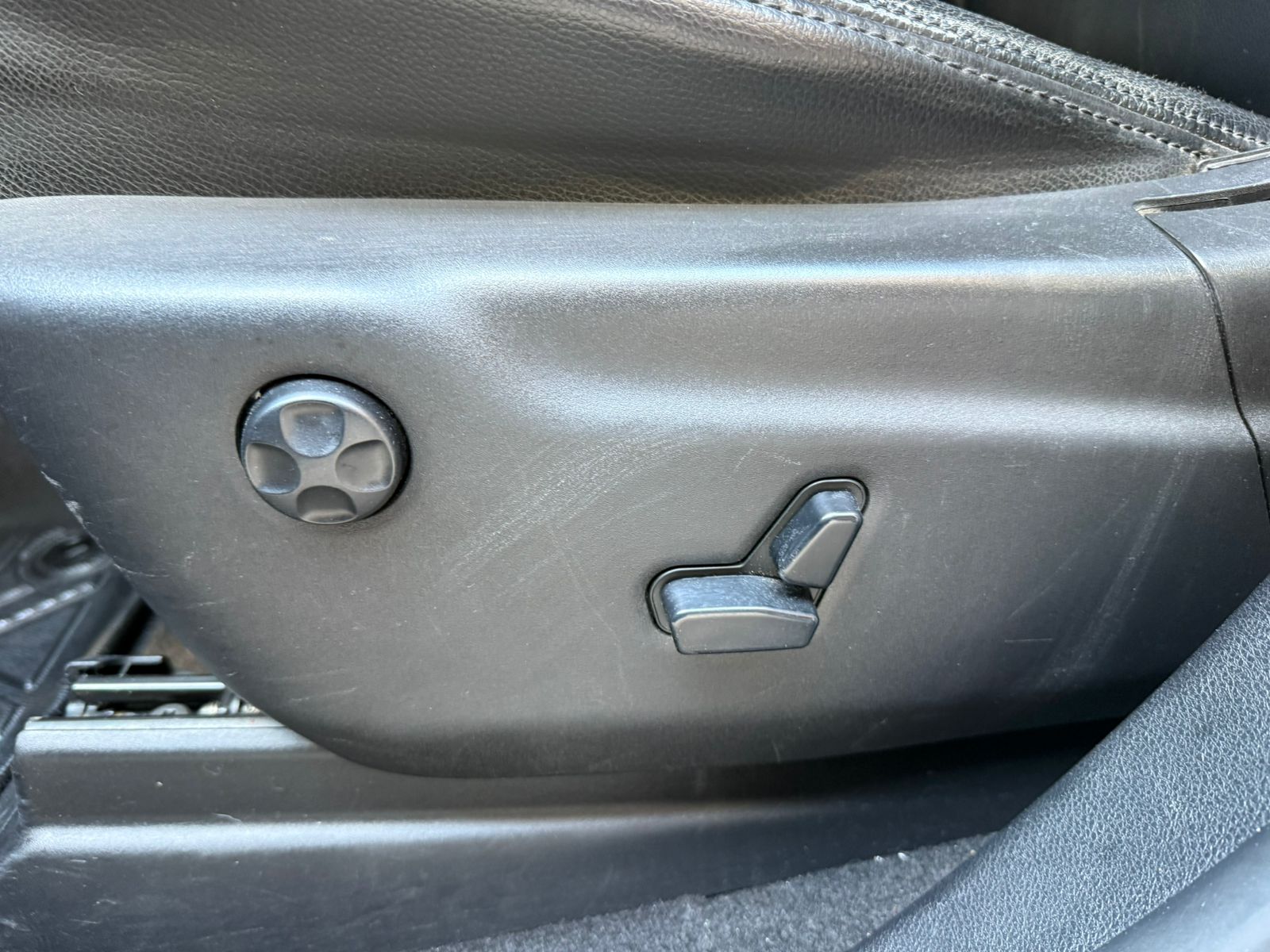 JEEP GRAND CHEROKEE LAREDO 4X4