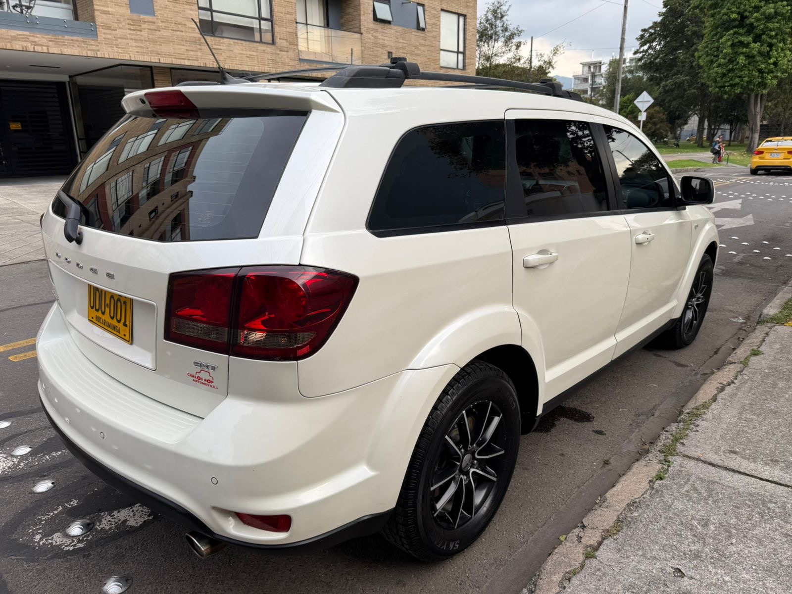 DODGE JOURNEY SXT