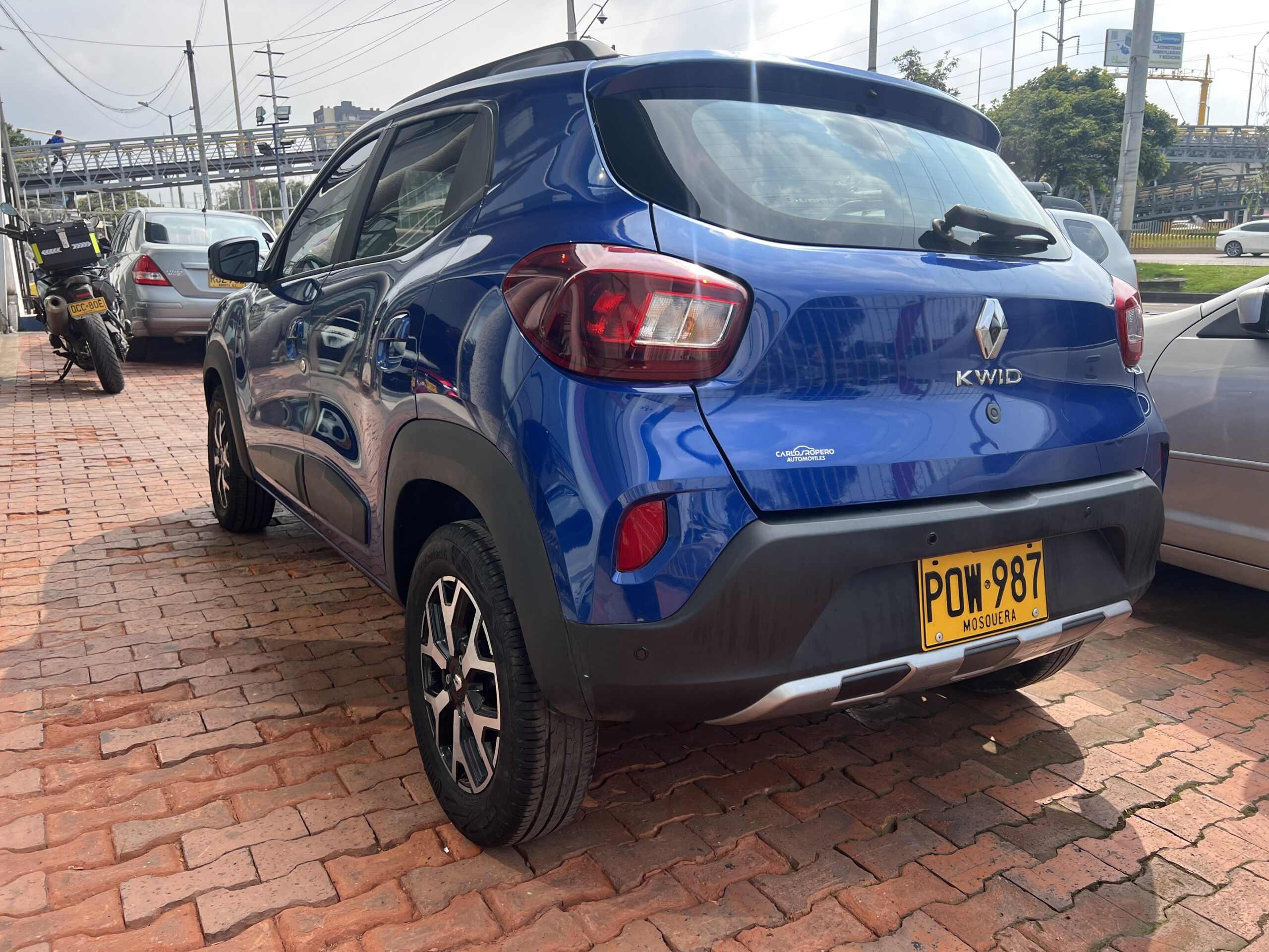 RENAULT KWID OUTSIDER