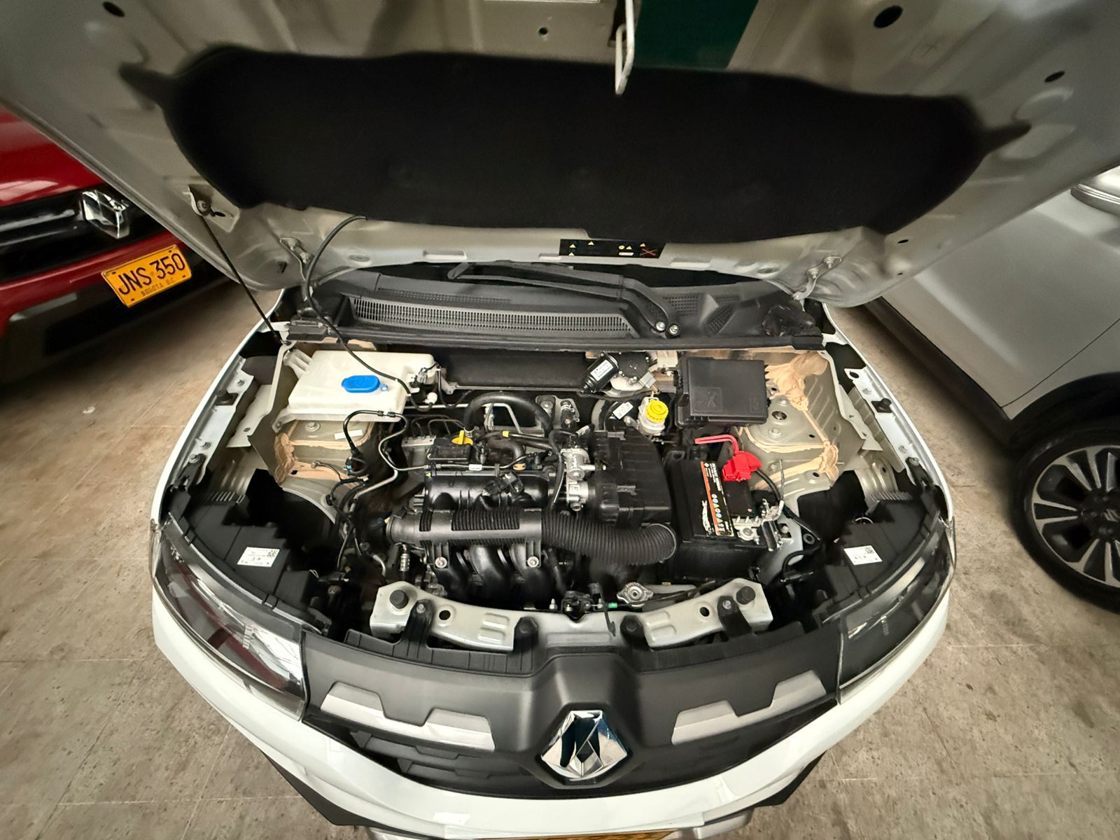 RENAULT KWID OUTSIDER