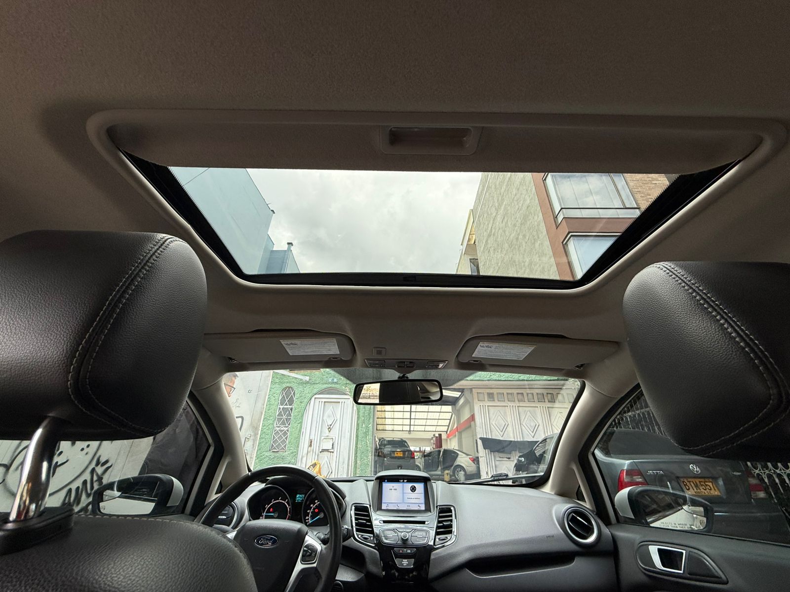 FORD FIESTA TITANIUM