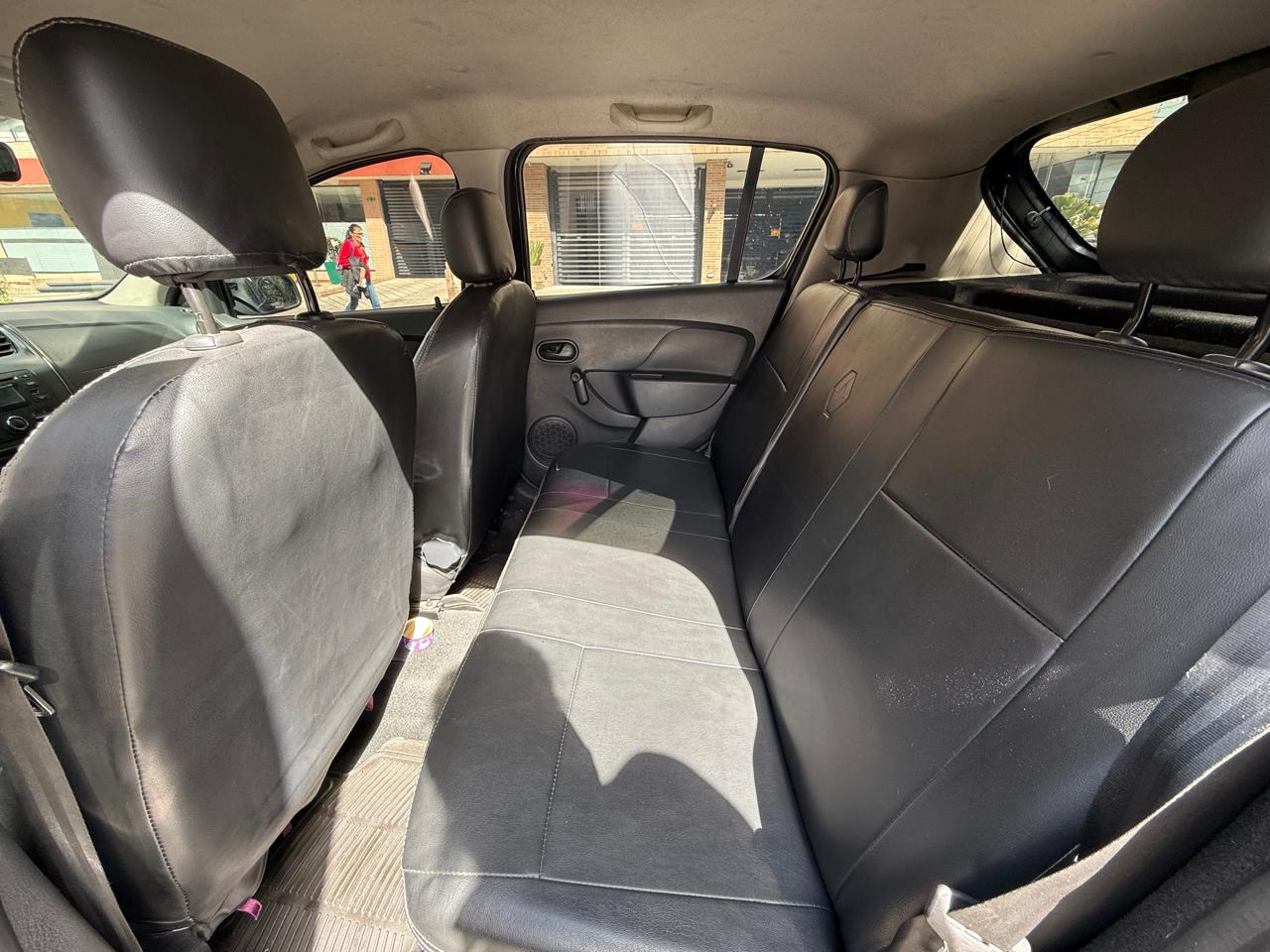 RENAULT SANDERO AUTHENTIQUE