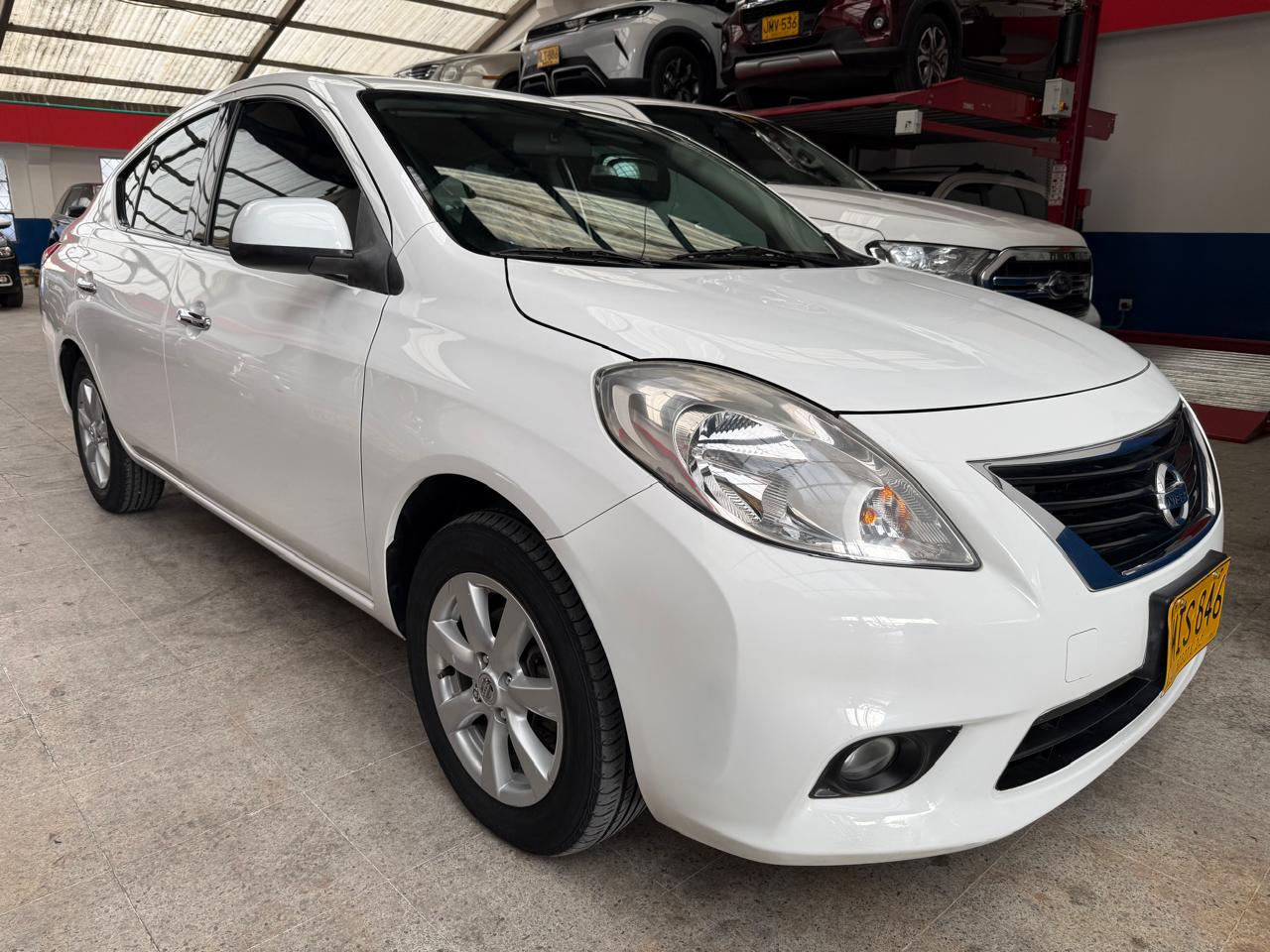 NISSAN VERSA ADVANCE