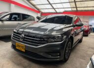 VOLKSWAGEN JETTA HIGHLINE TURBO