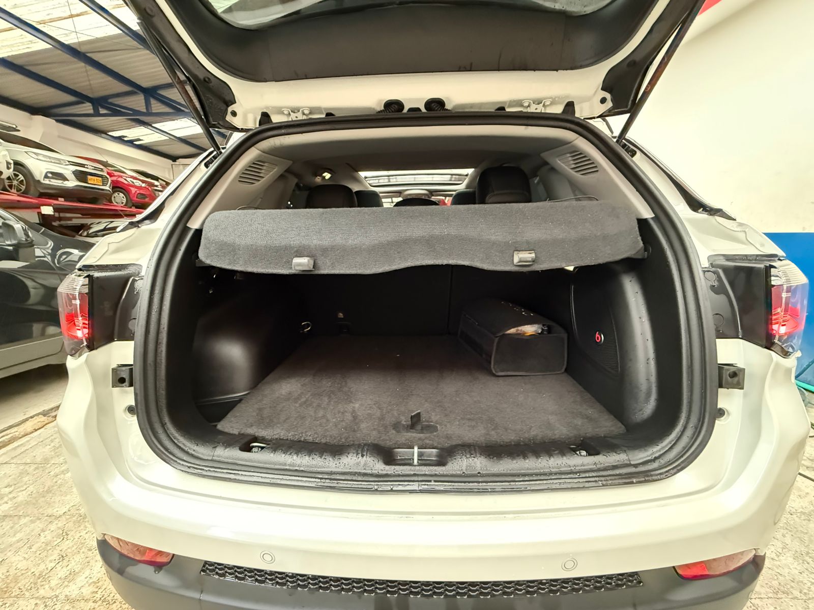 JEEP COMPASS LIMITED 4×2