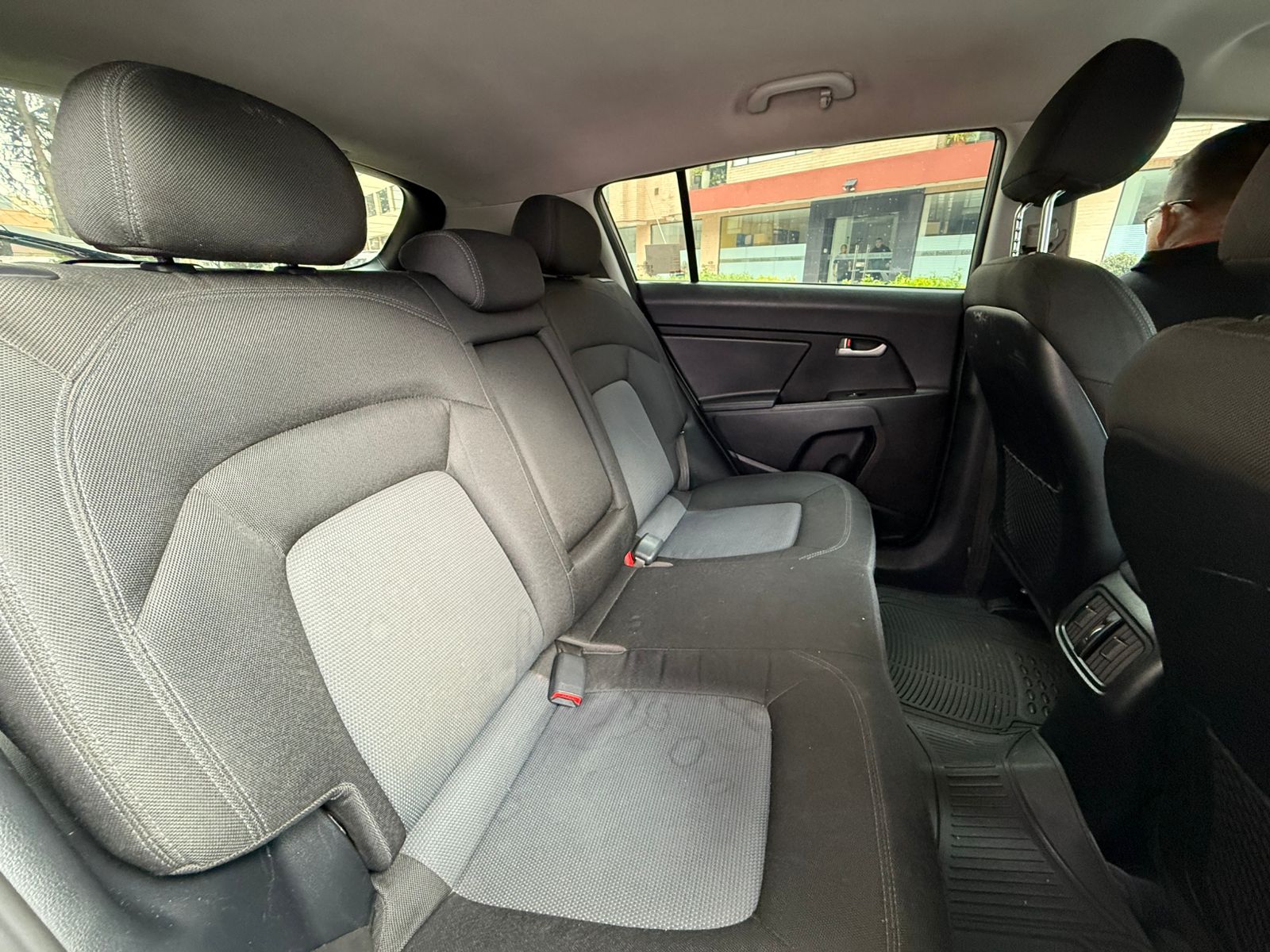 KIA SPORTAGE REVOLUTION 4X2