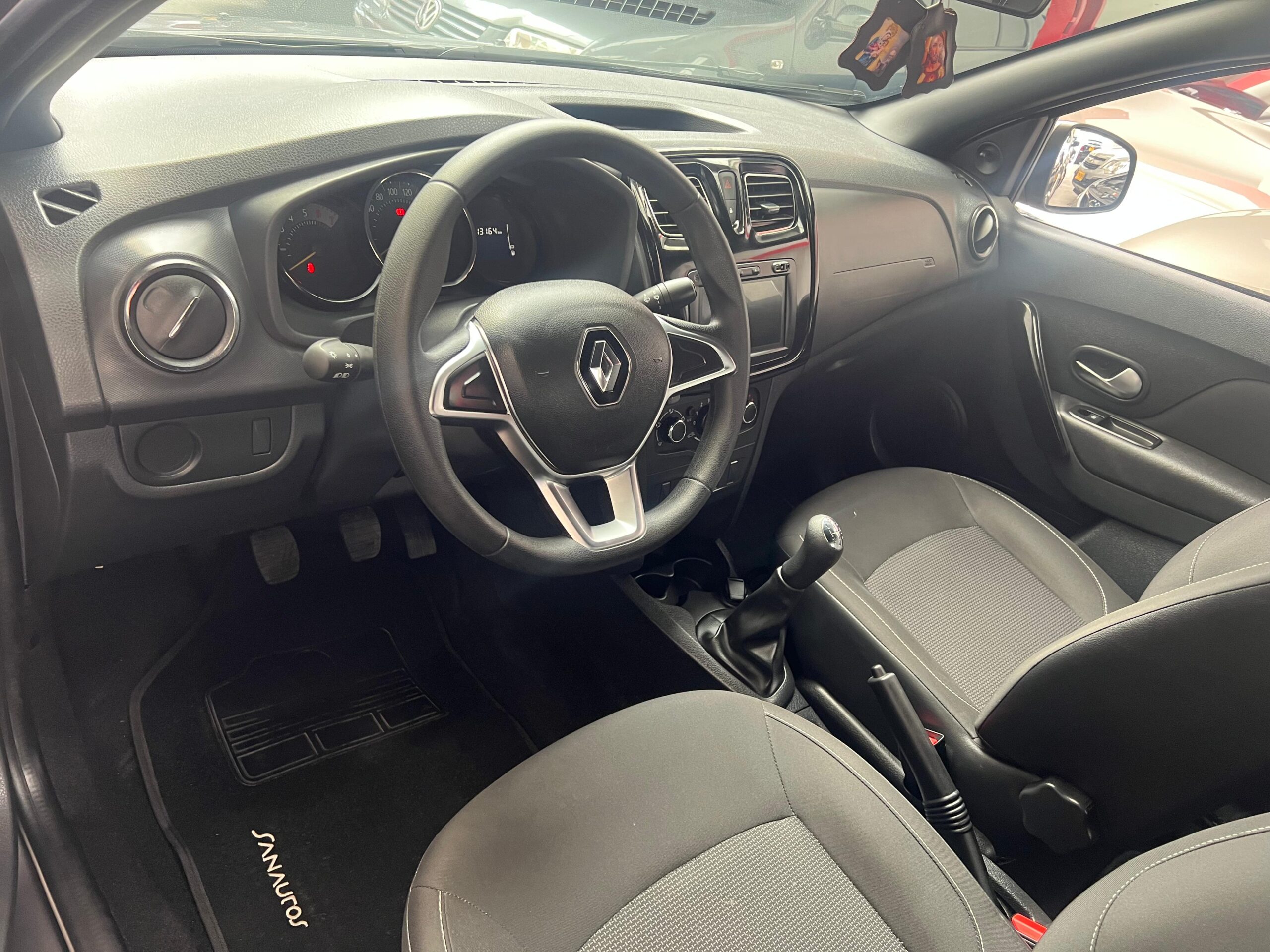 RENAULT LOGAN LIFE +