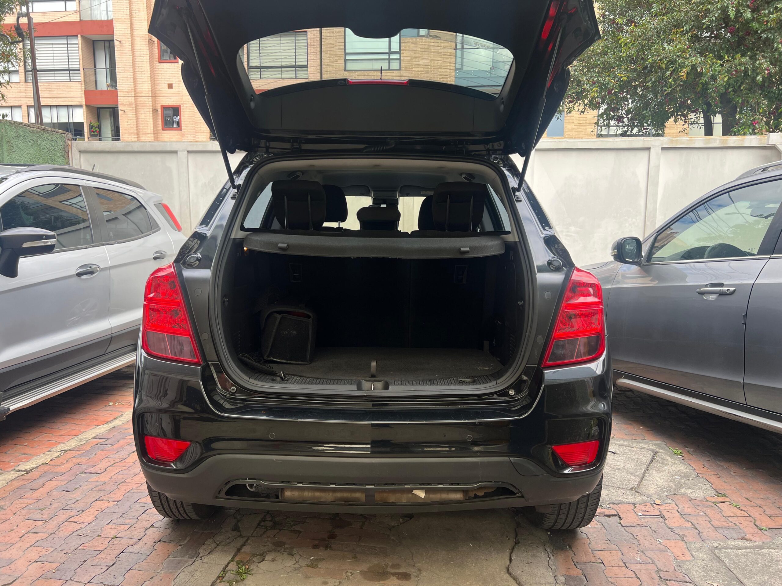 CHEVROLET TRACKER LS