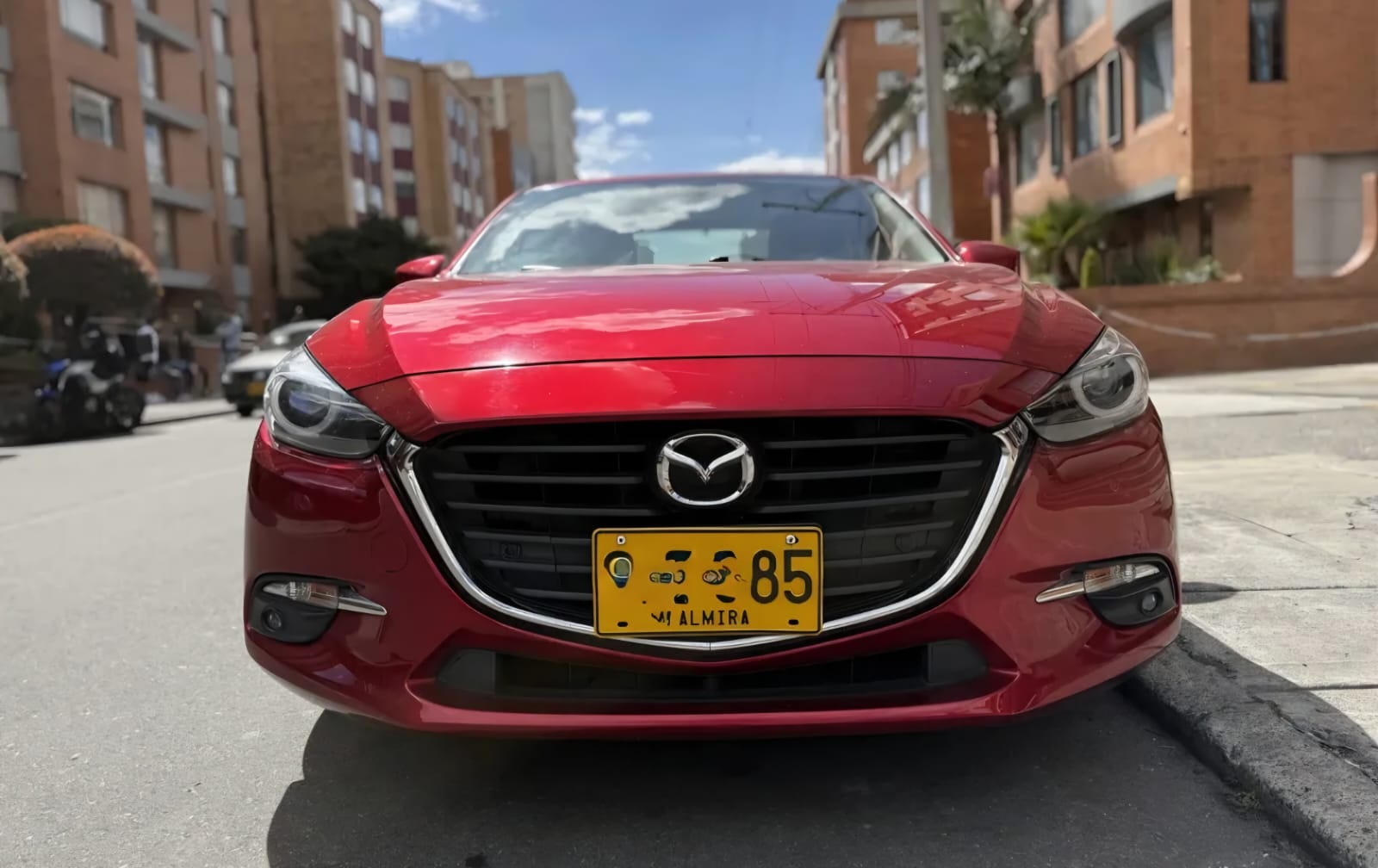 MAZDA 3 TOURING