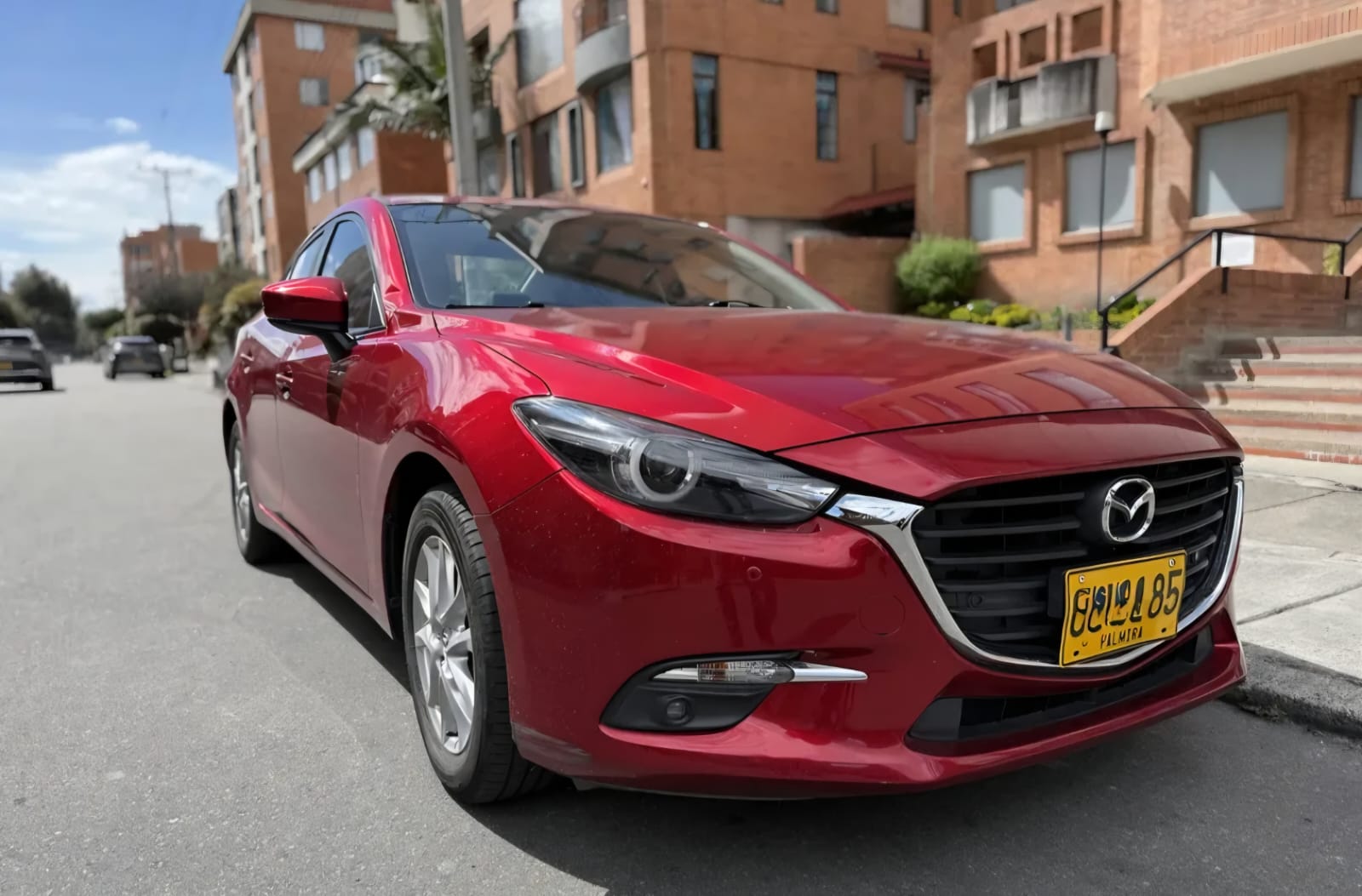 MAZDA 3 TOURING