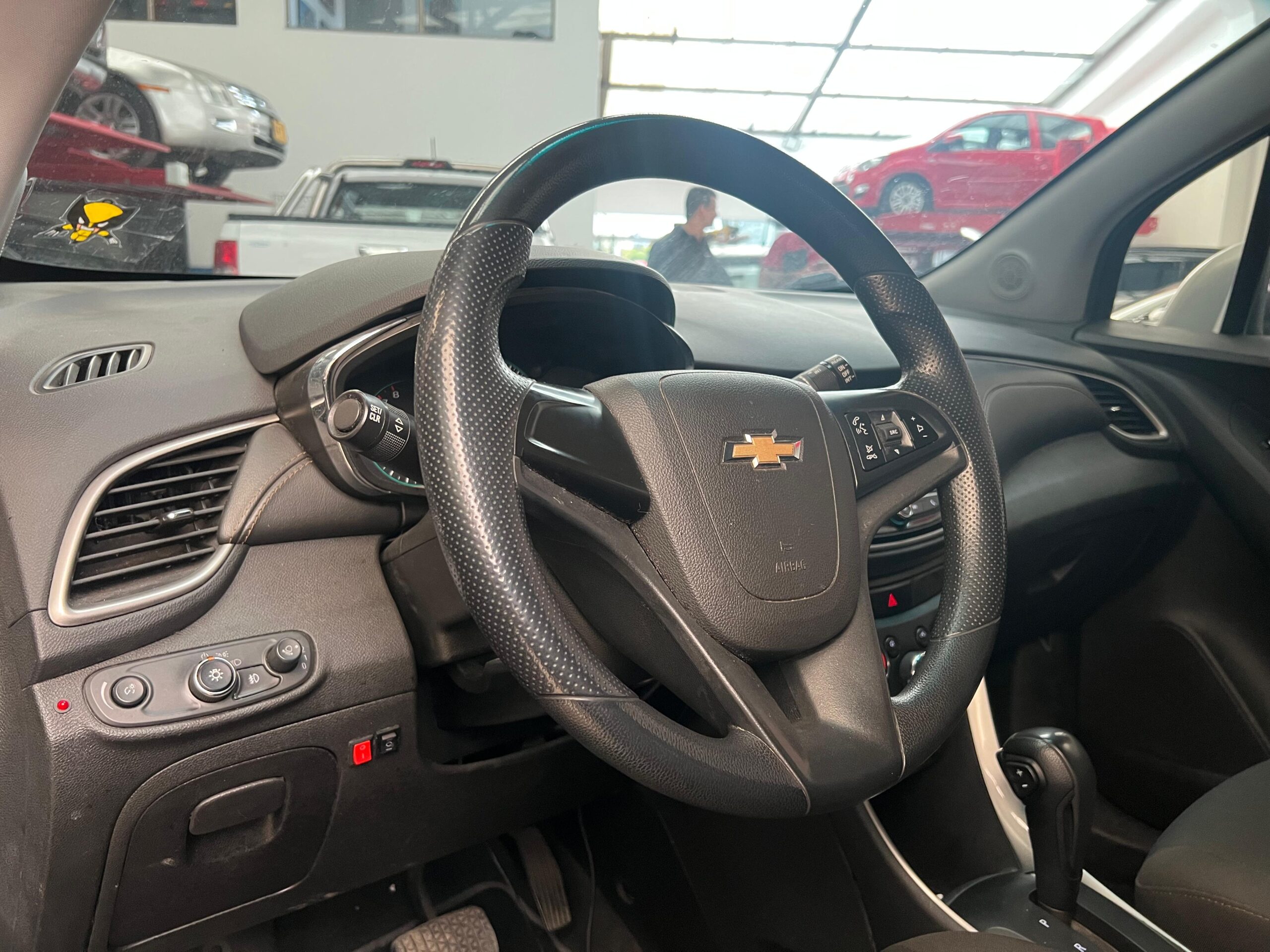 CHEVROLET TRACKER LS