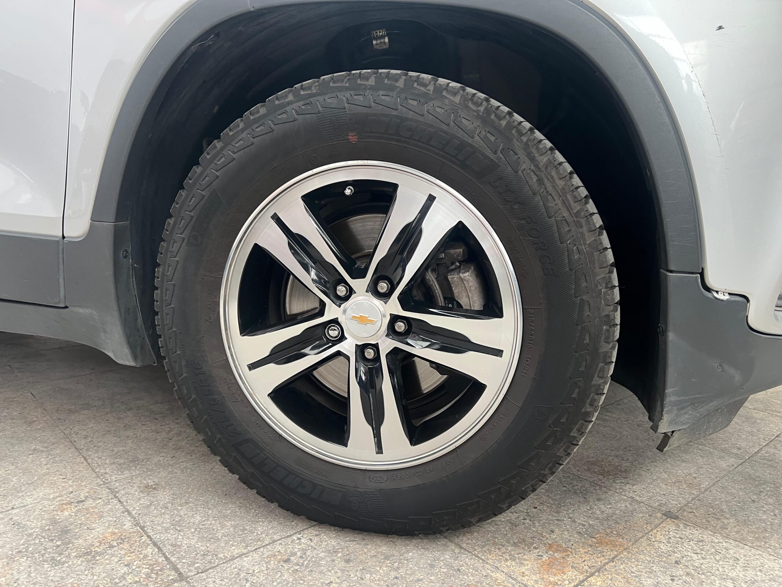 CHEVROLET TRACKER LS