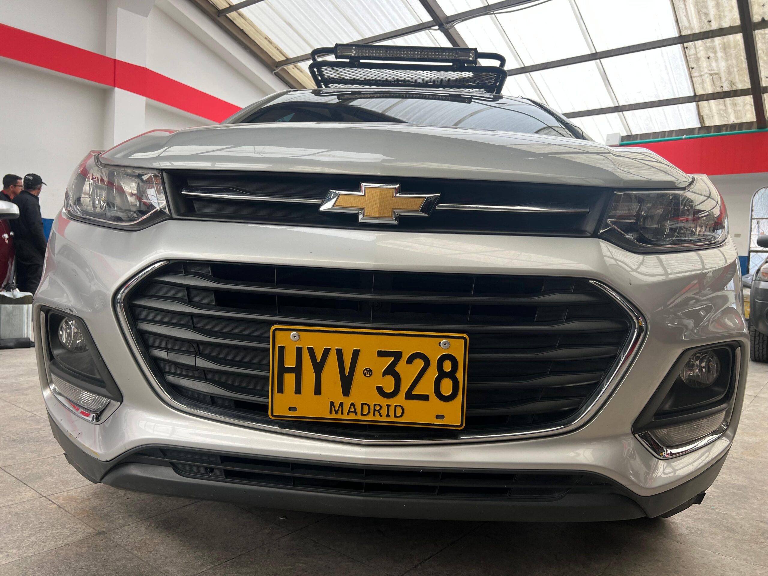 CHEVROLET TRACKER LS