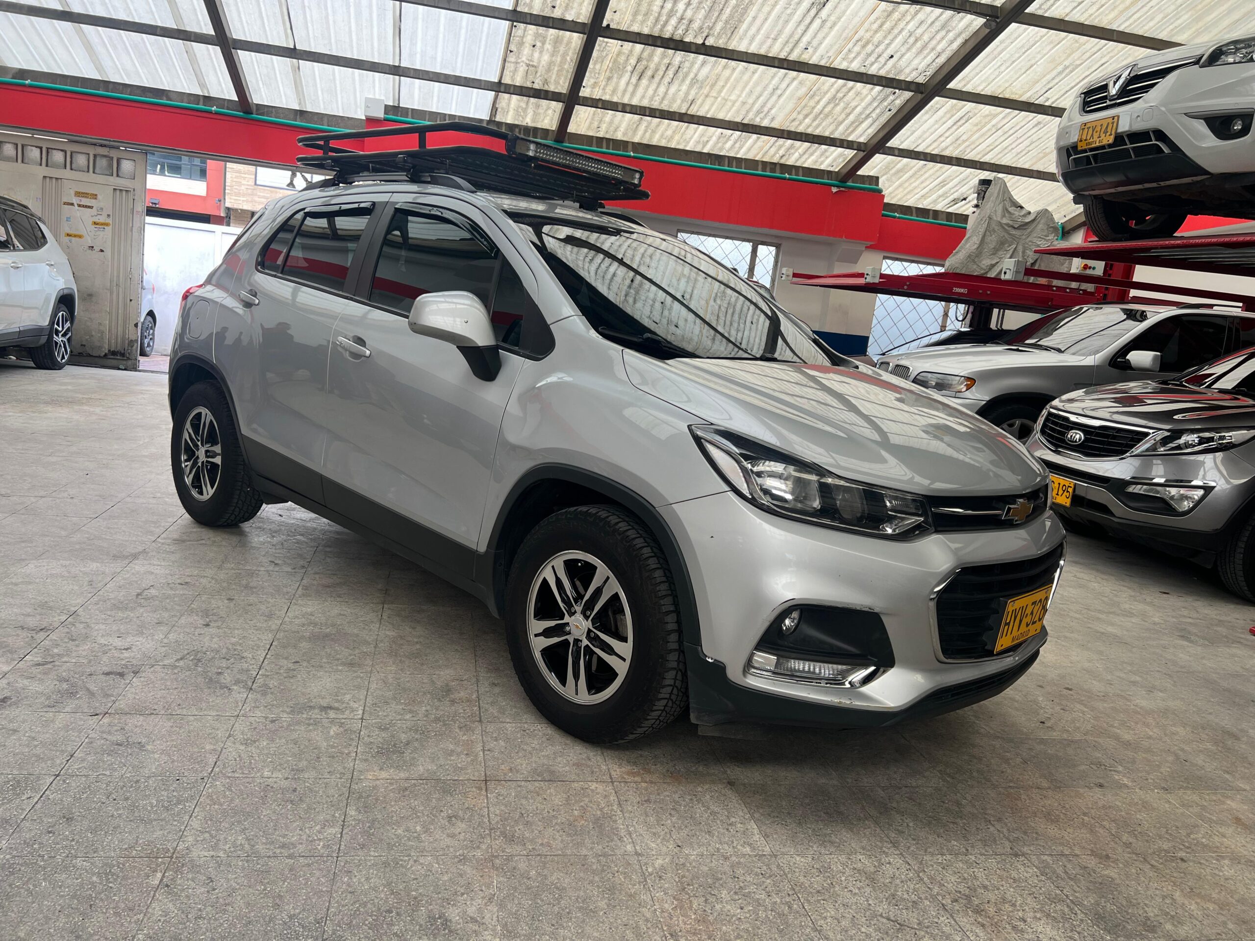 CHEVROLET TRACKER LS