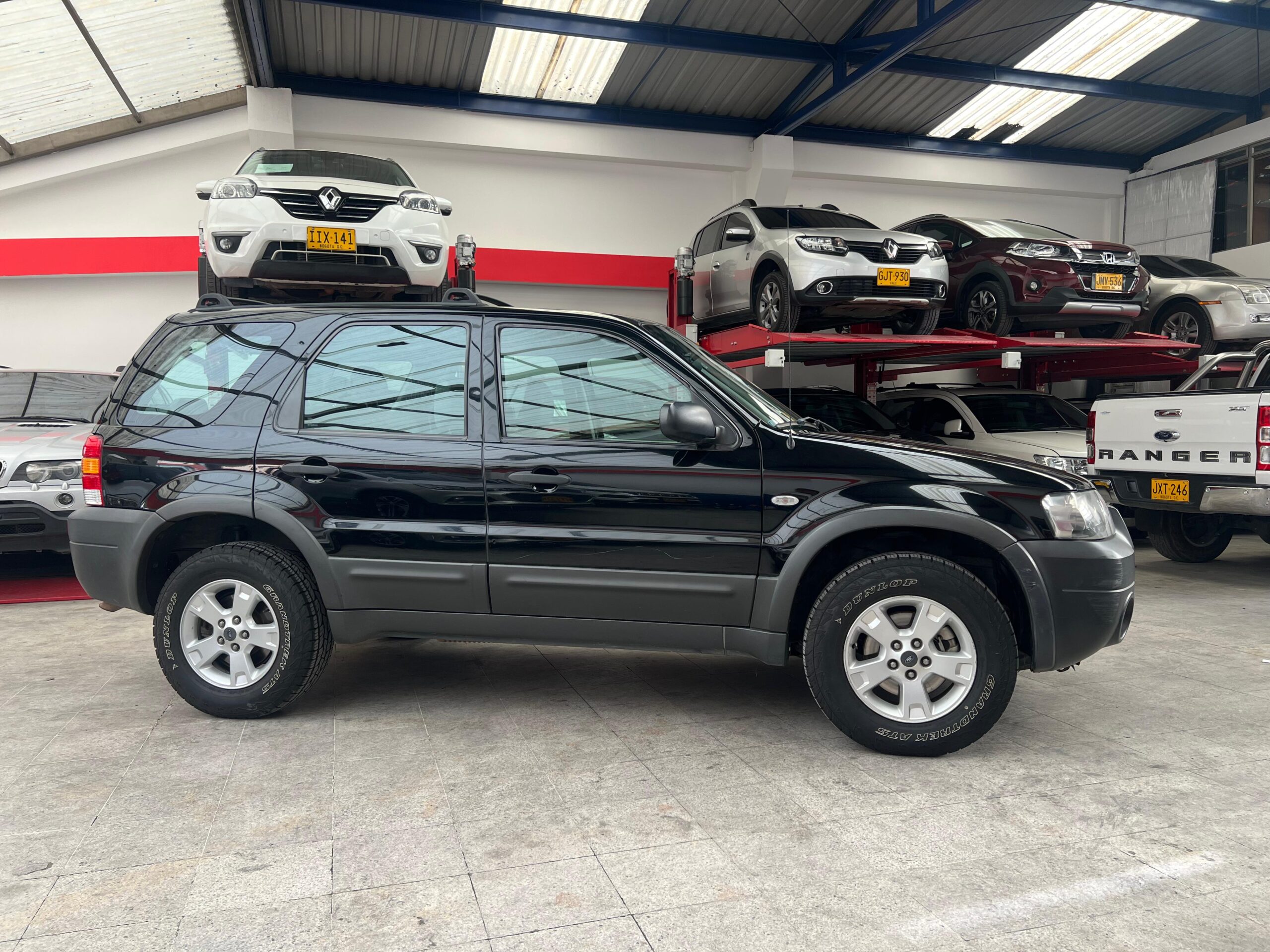 FORD ESCAPE XLT