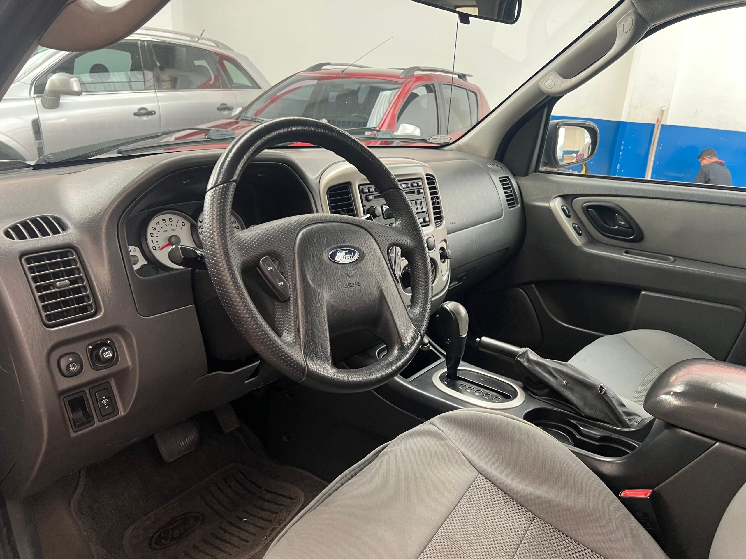 FORD ESCAPE XLT