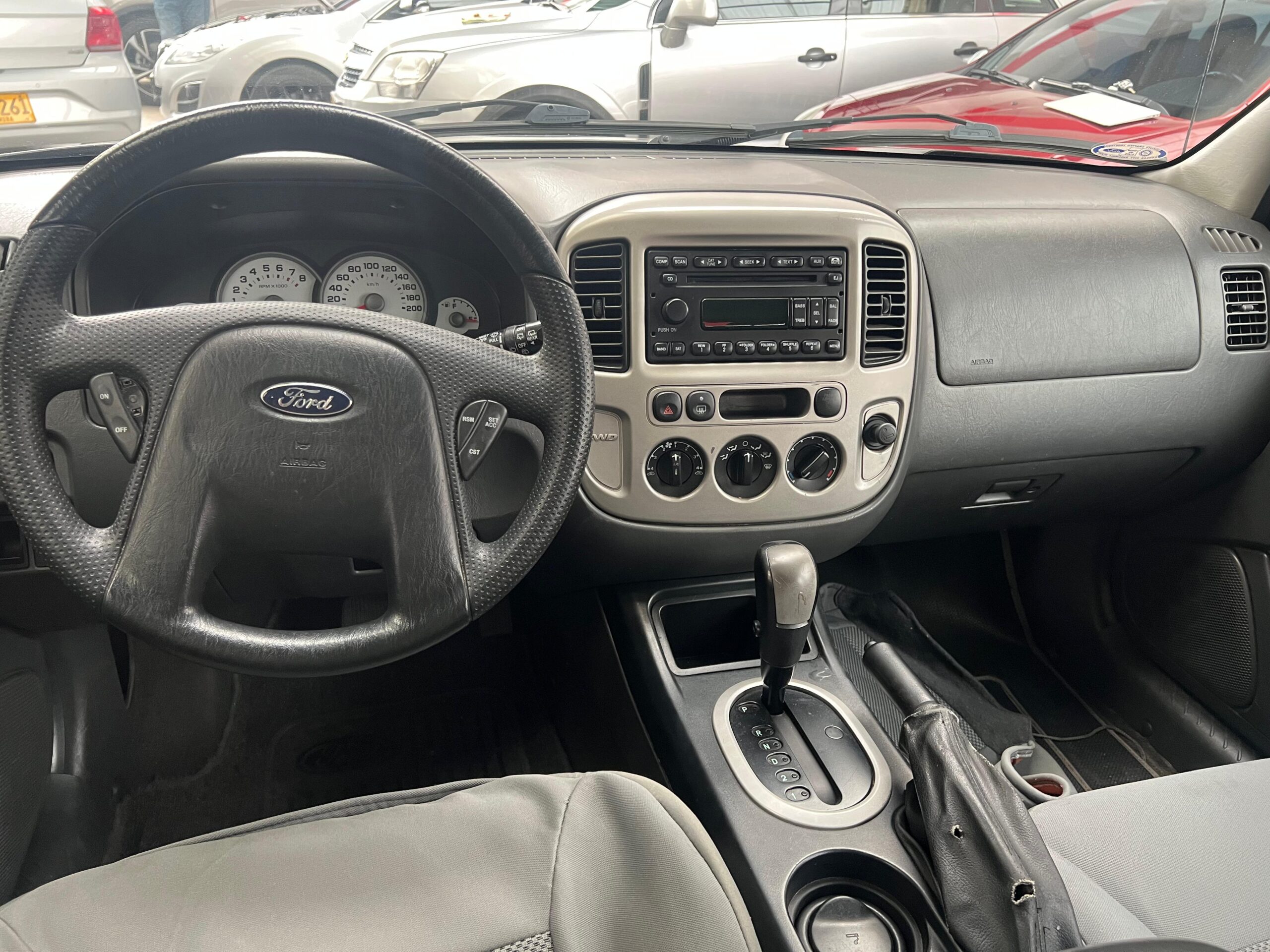 FORD ESCAPE XLT