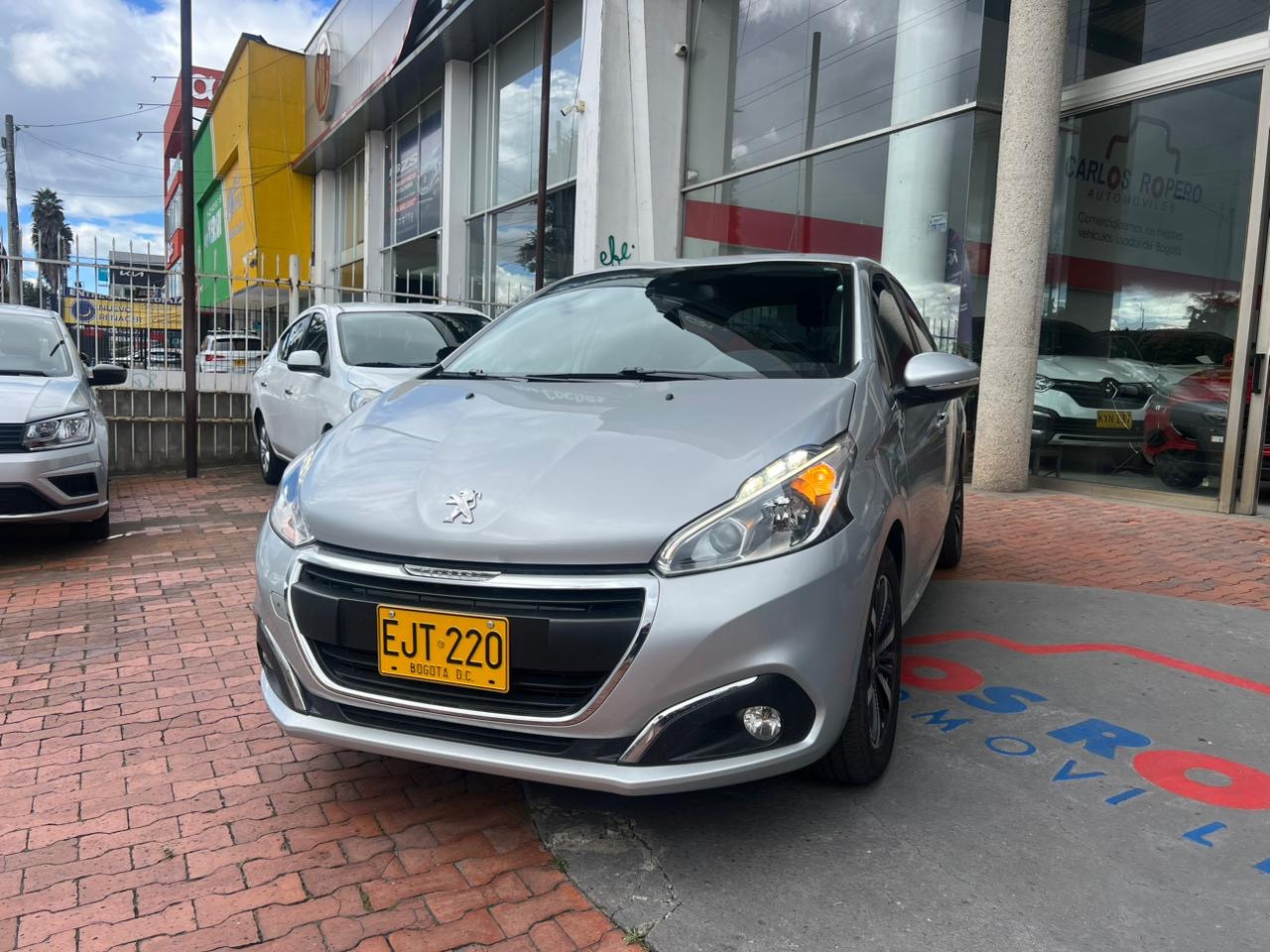 PEUGEOT 208 ACTIVE