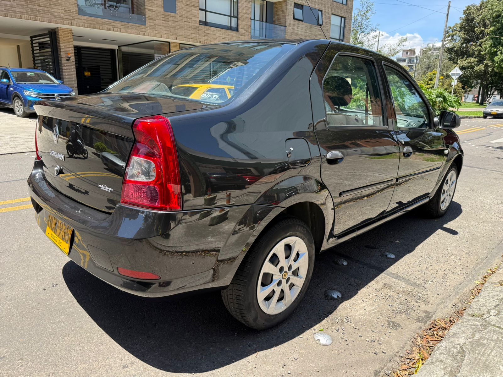 RENAULT LOGAN FAMILIER