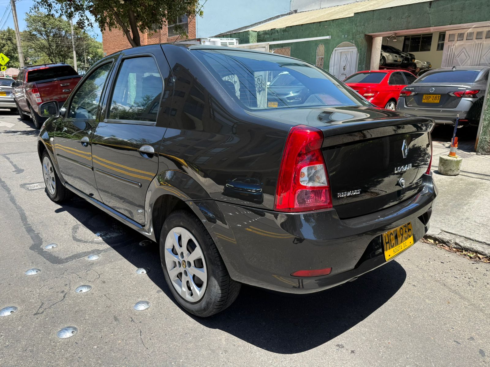 RENAULT LOGAN FAMILIER