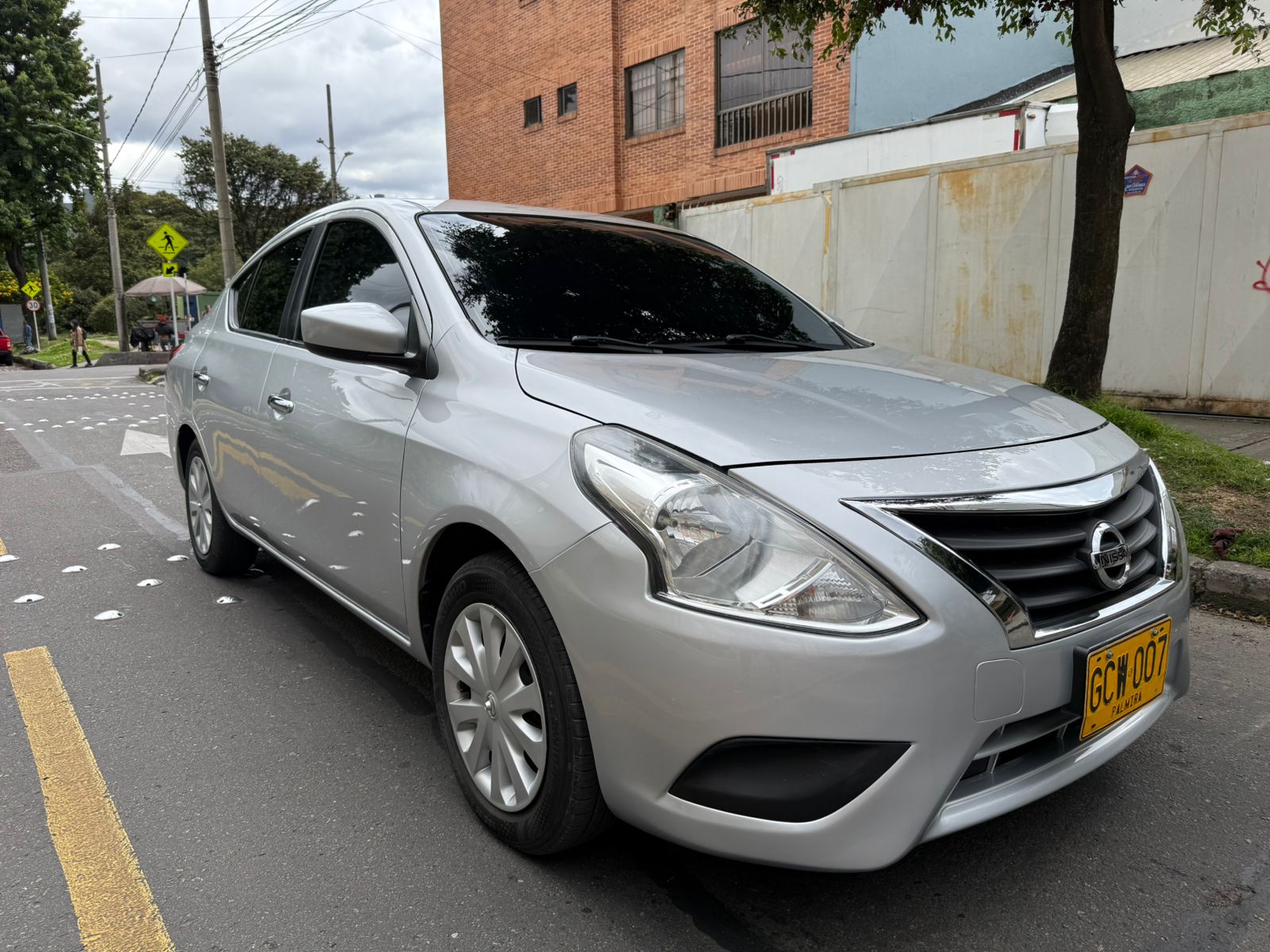 NISSAN VERSA SENSE
