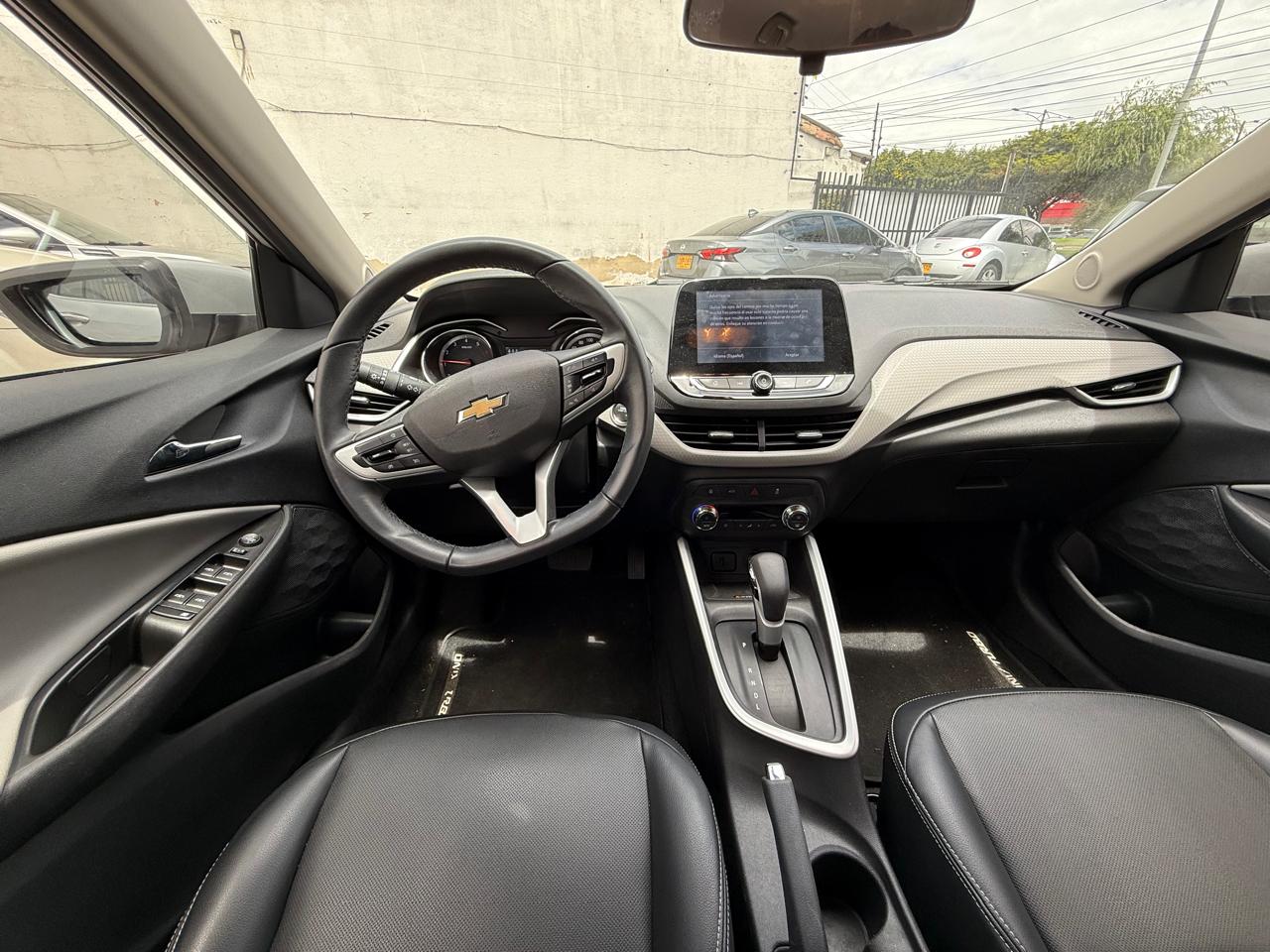 CHEVROLET ONIX PREMIER HATCHBACK