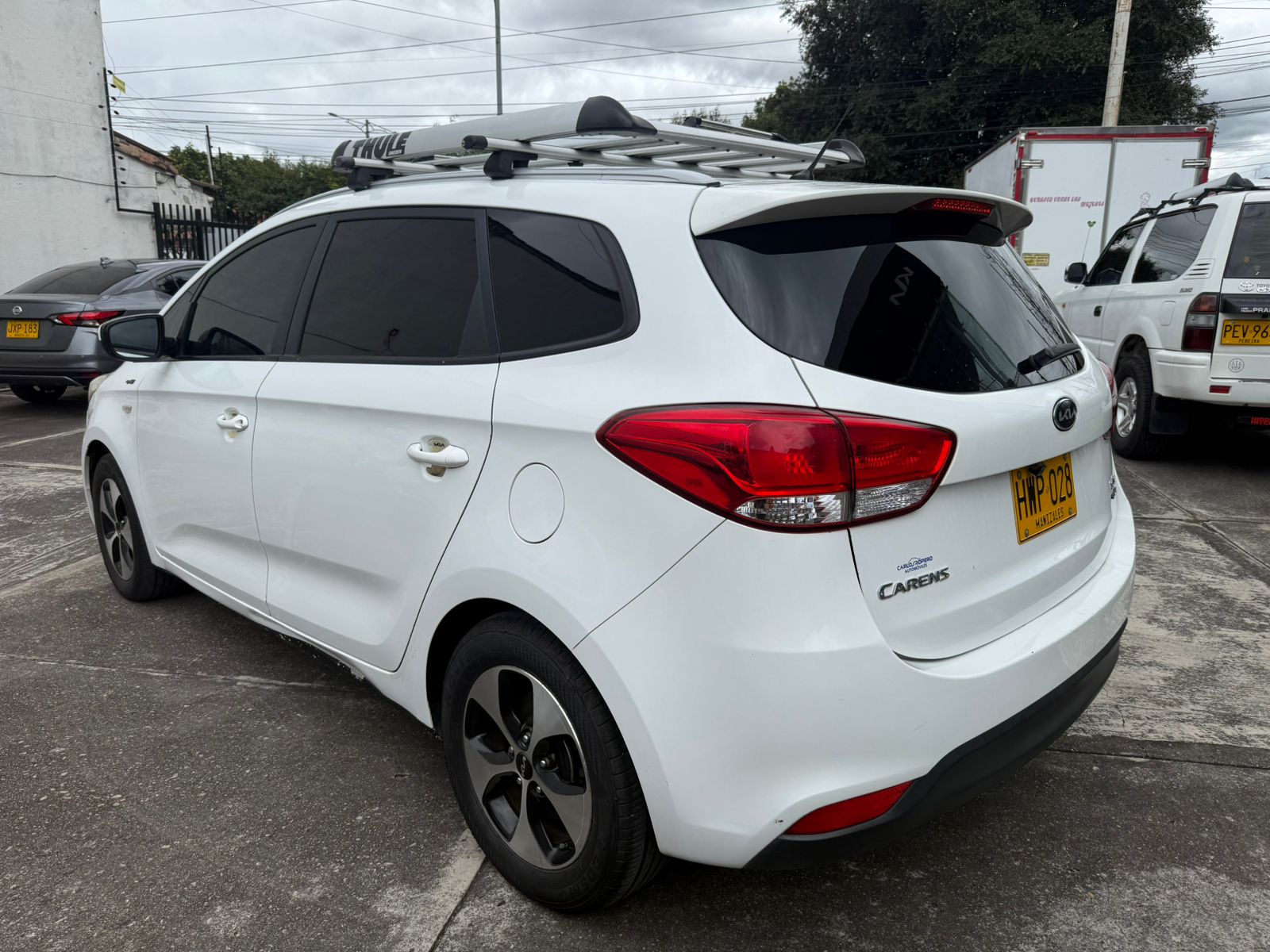 KIA CARENS EX 7 PSJR