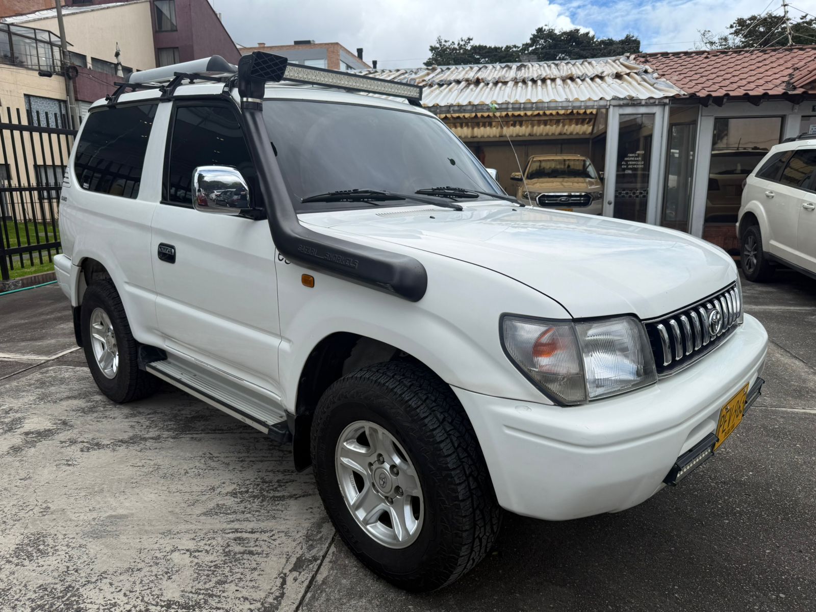 TOYOTA PRADO SUMO MT 3 PTAS