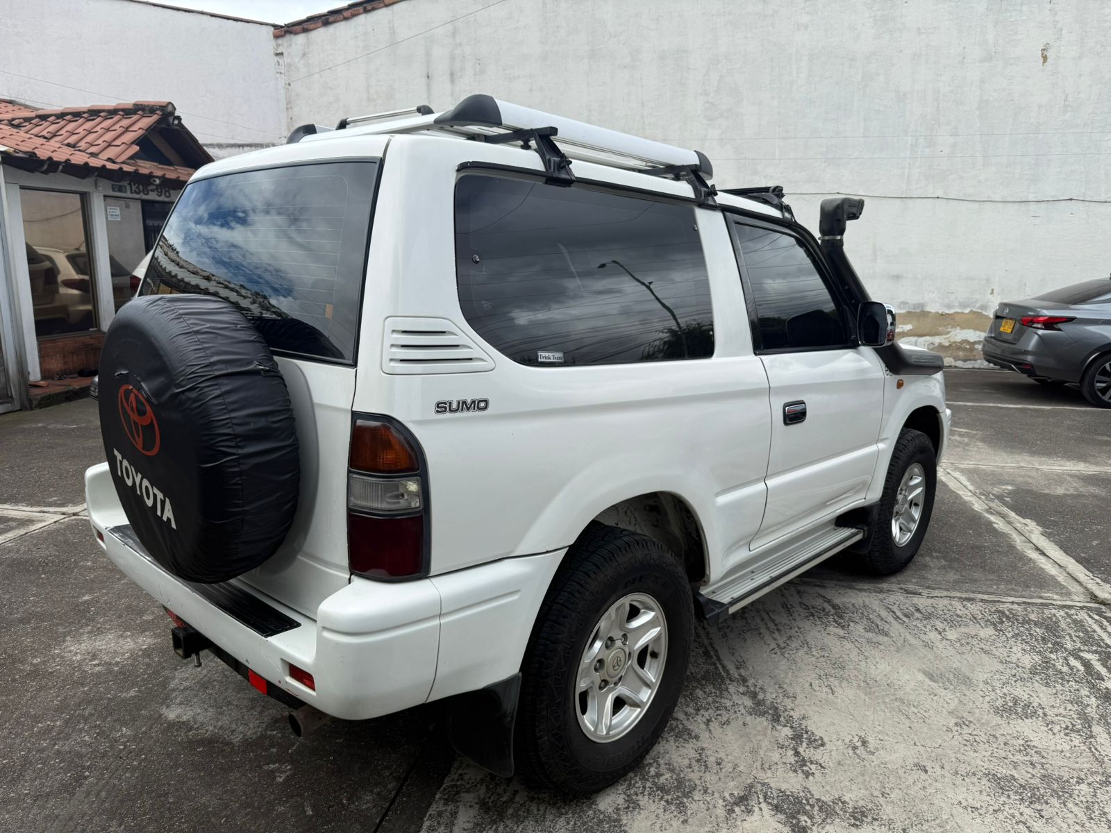 TOYOTA PRADO SUMO MT 3 PTAS