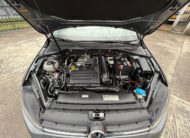 VOLKSWAGEN GOLF TRENDLINE TURBO AT
