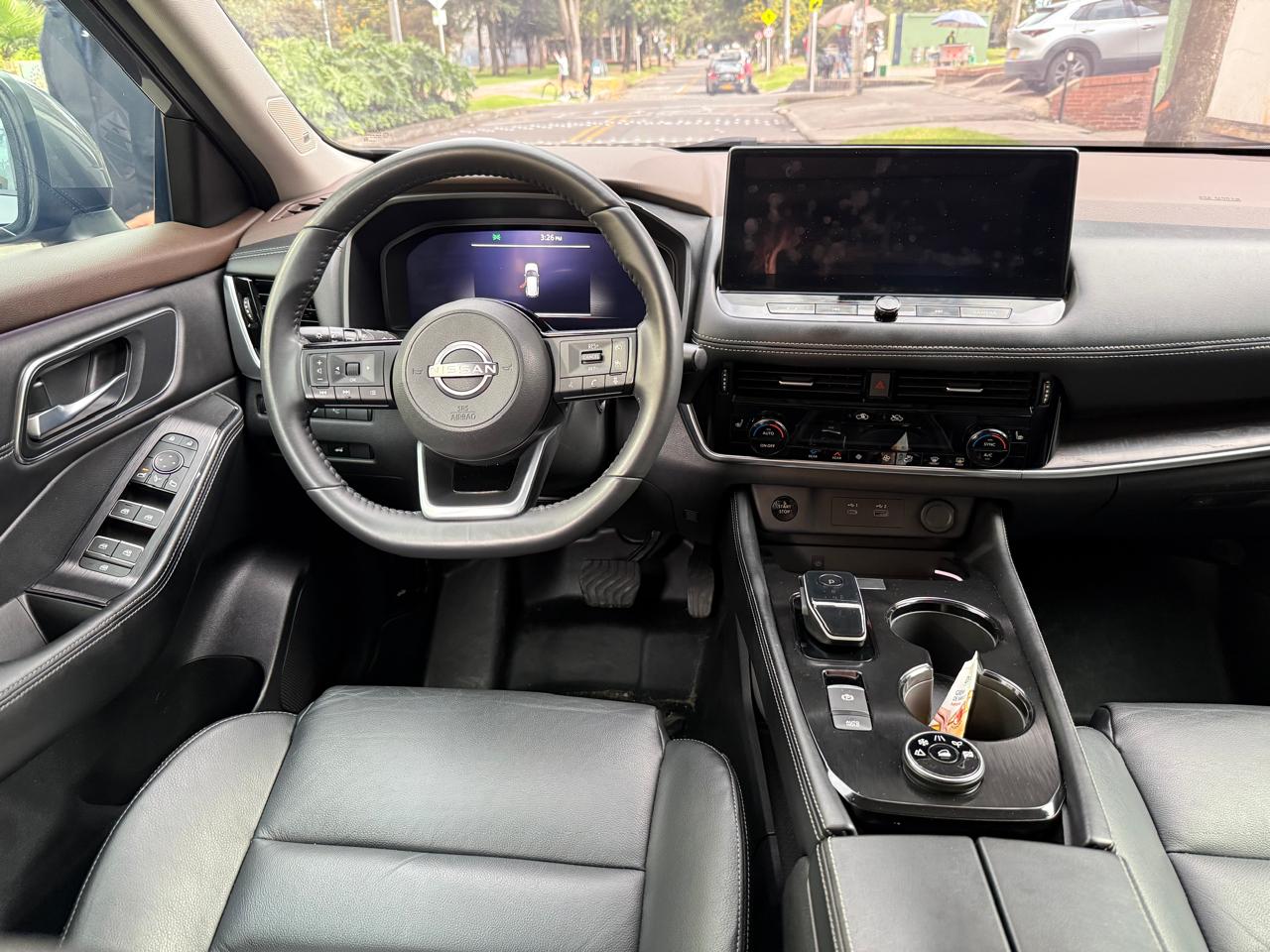 NISSAN X-TRAIL EXCLUSIVE E-POWWER HIBRIDA 7 PSJROS AT 4X4