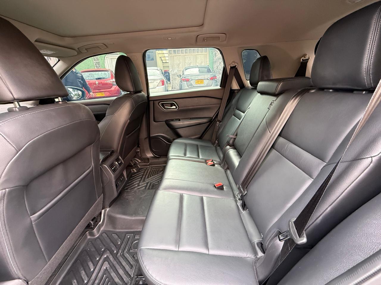 NISSAN X-TRAIL EXCLUSIVE E-POWWER HIBRIDA 7 PSJROS AT 4X4