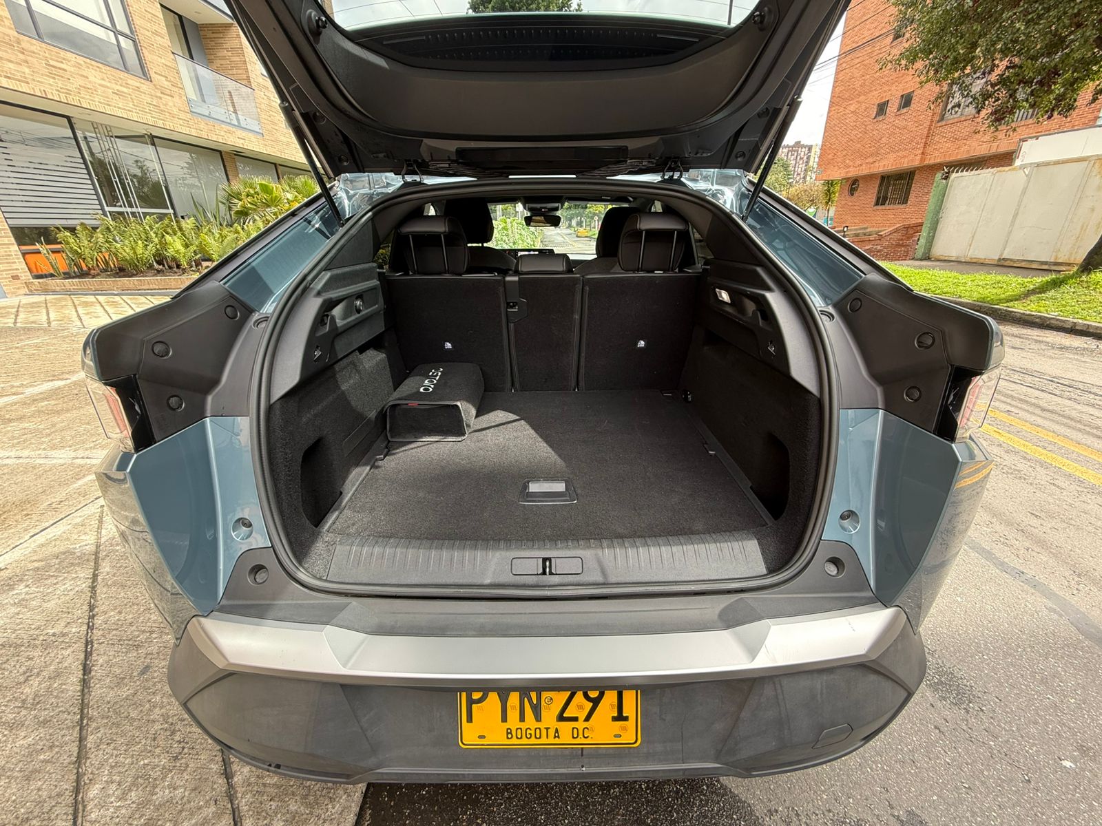 PEUGEOT 3008 ALLURE 1.6cc AT Gasolina
