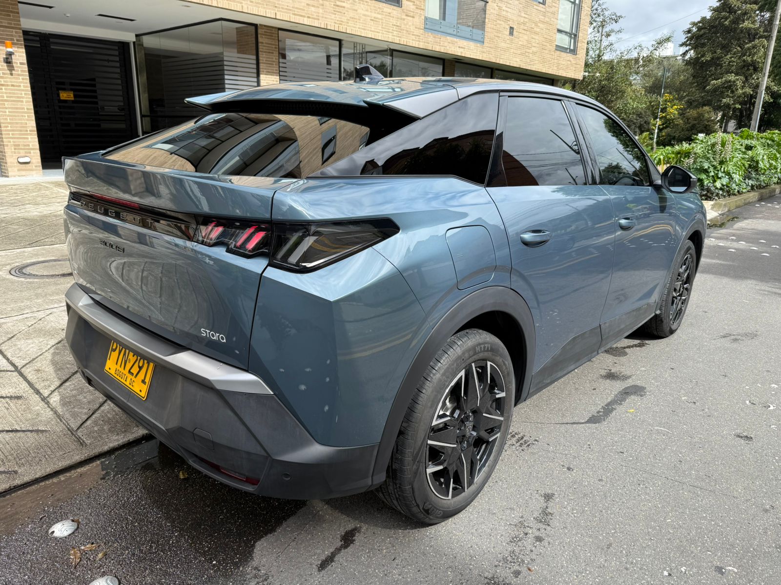 PEUGEOT 3008 ALLURE 1.6cc AT Gasolina