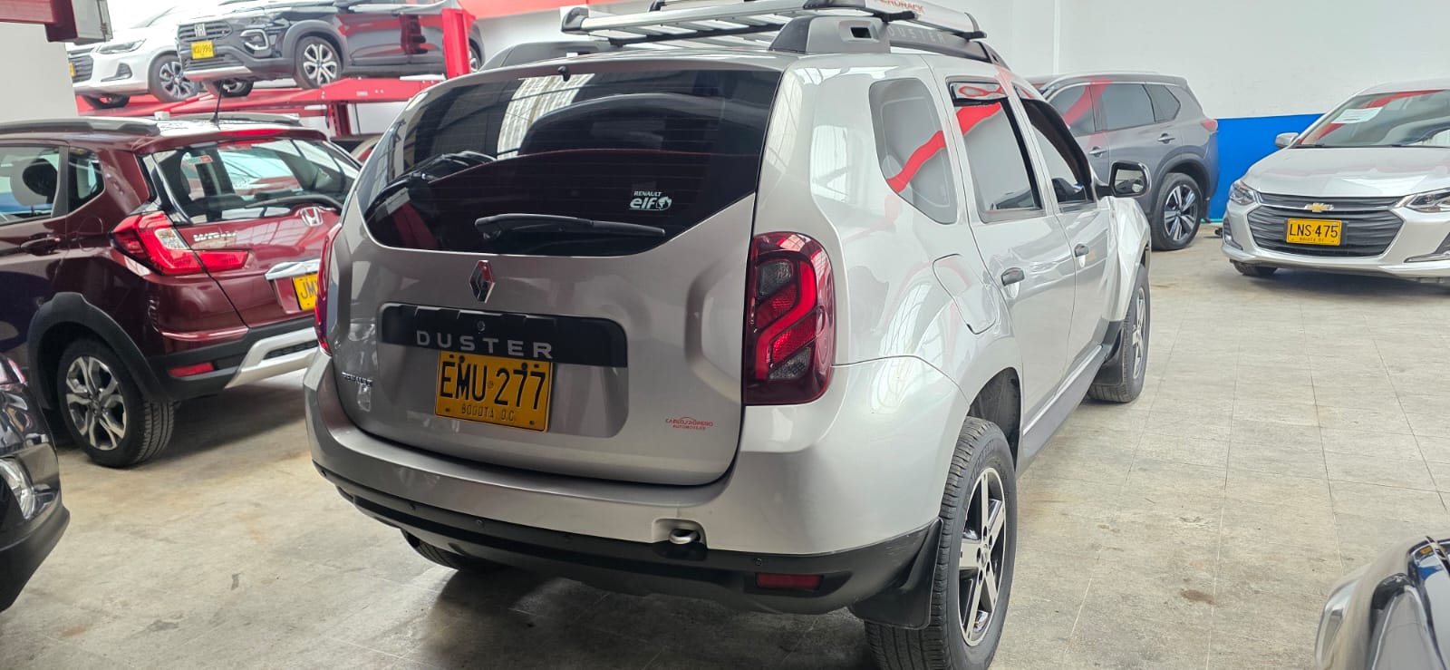 RENAULT DUSTER