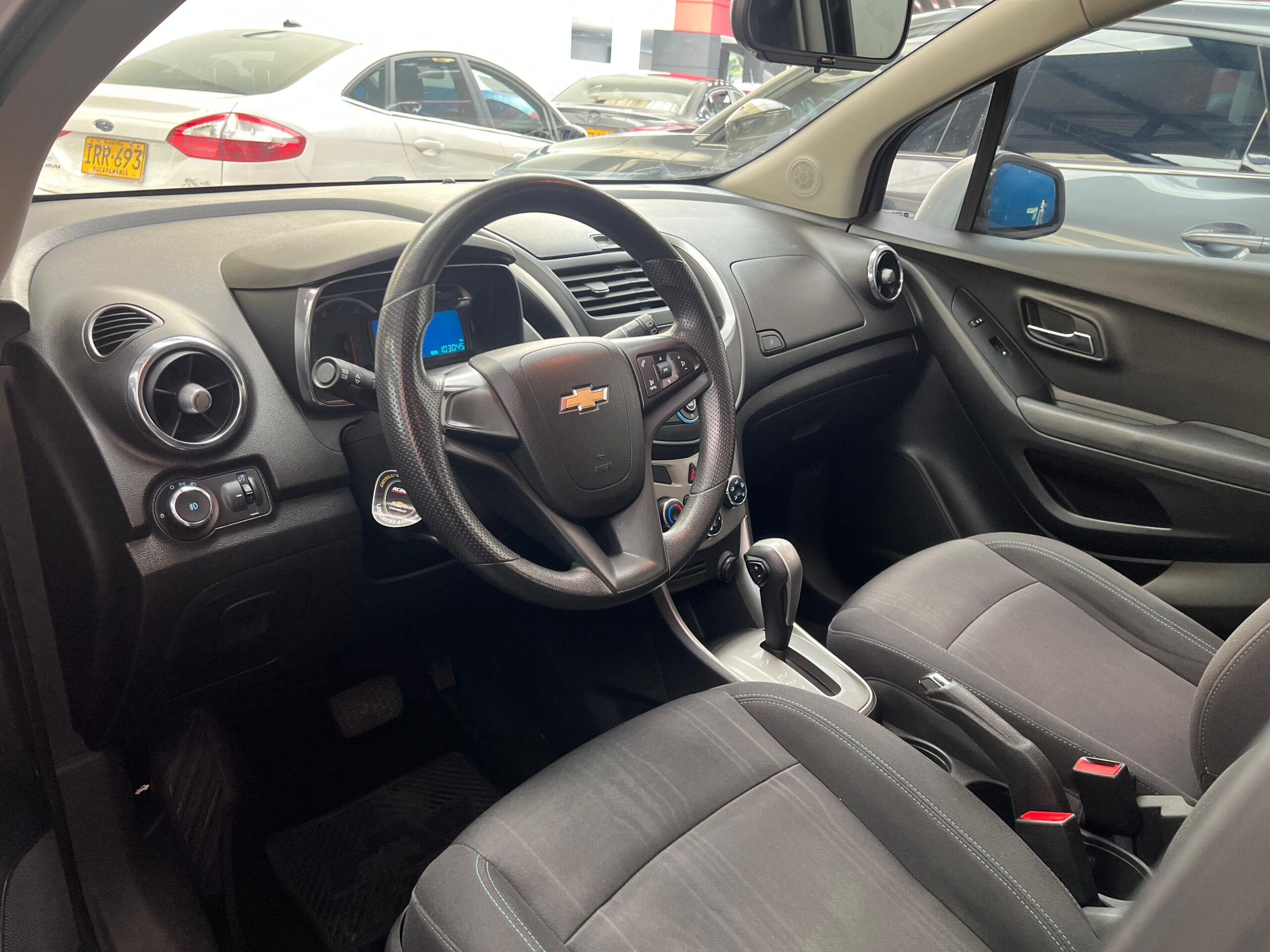 CHEVROLET TRACKER LT