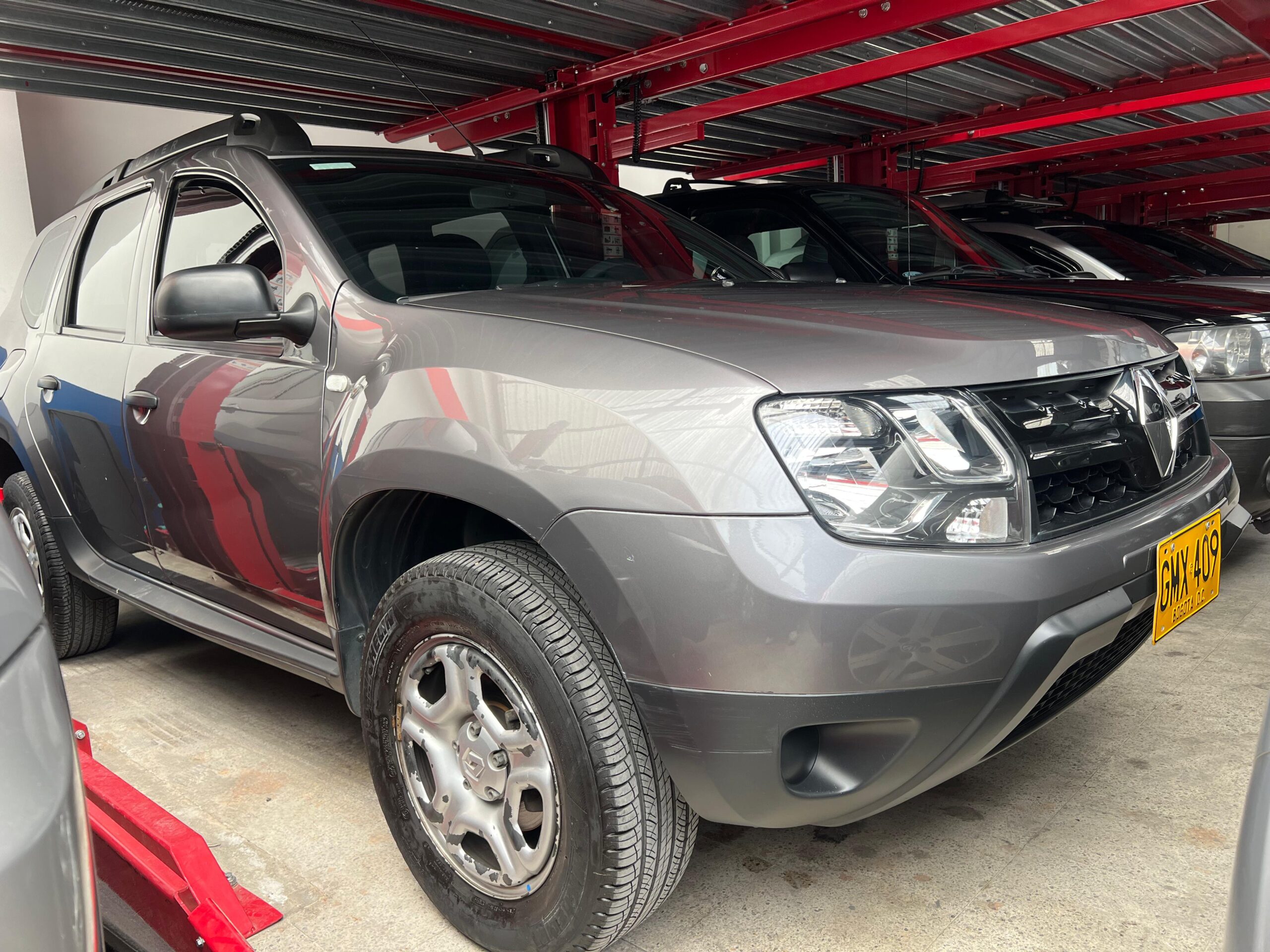 RENAULT DUSTER