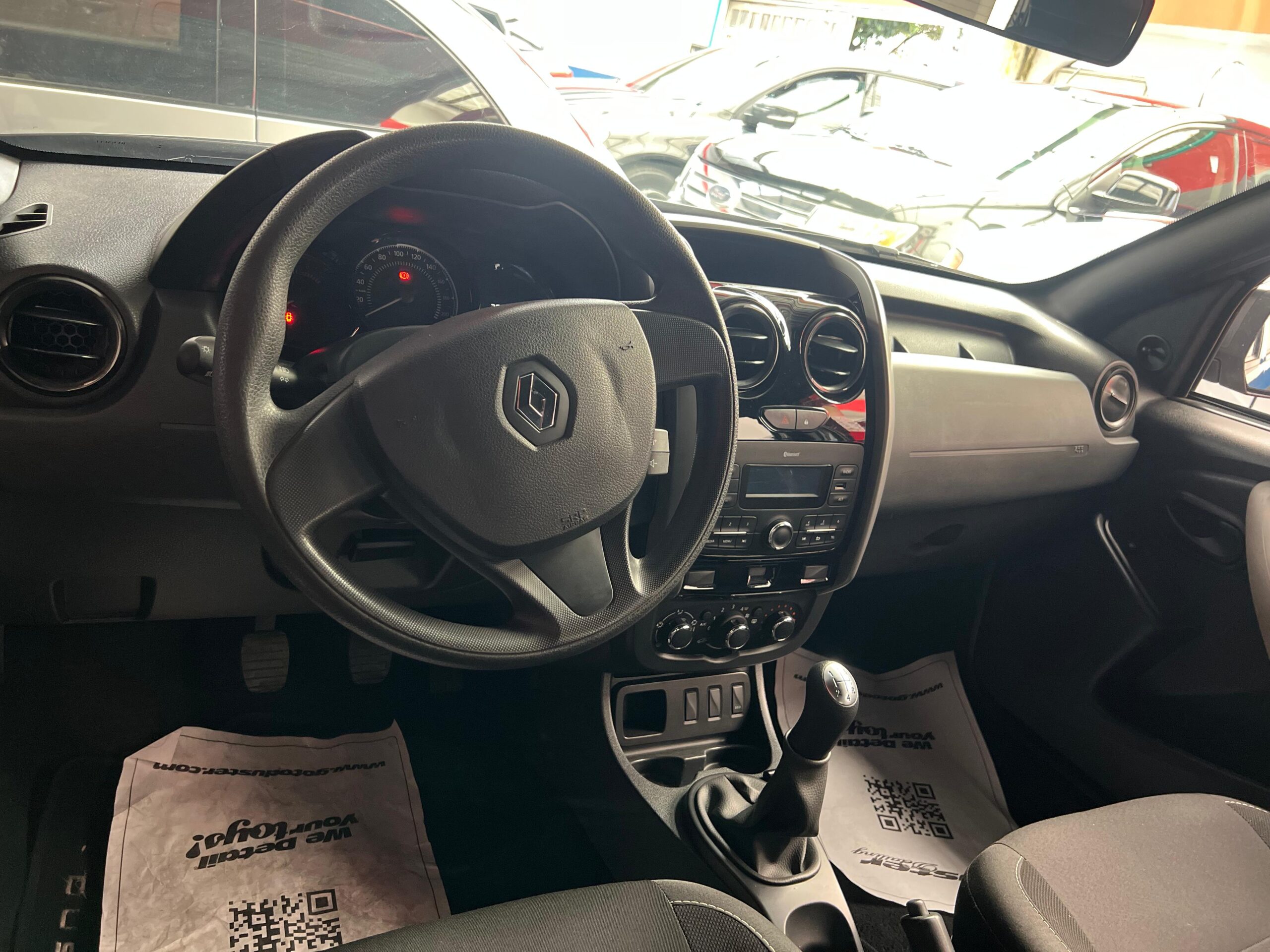 RENAULT DUSTER