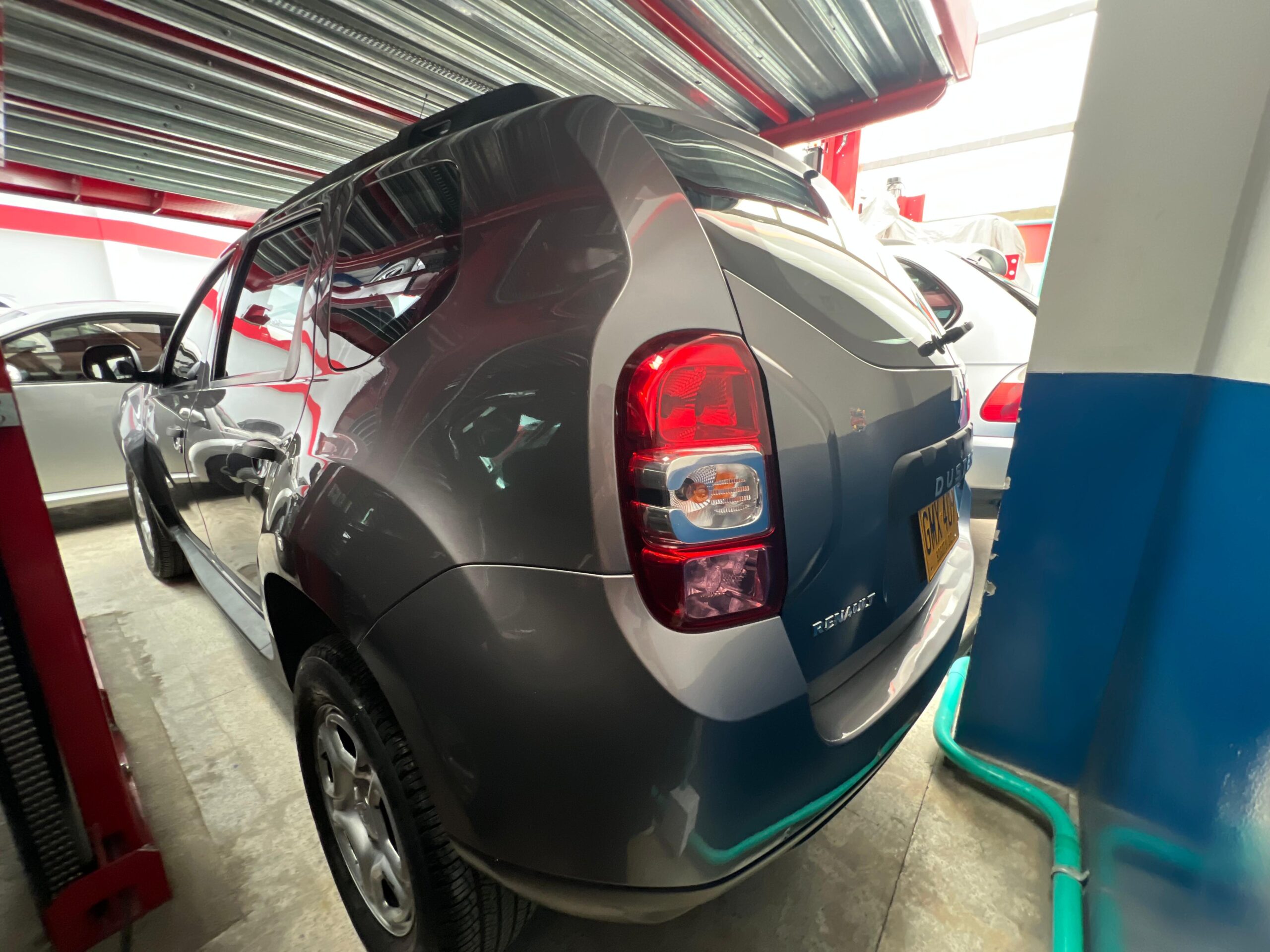 RENAULT DUSTER