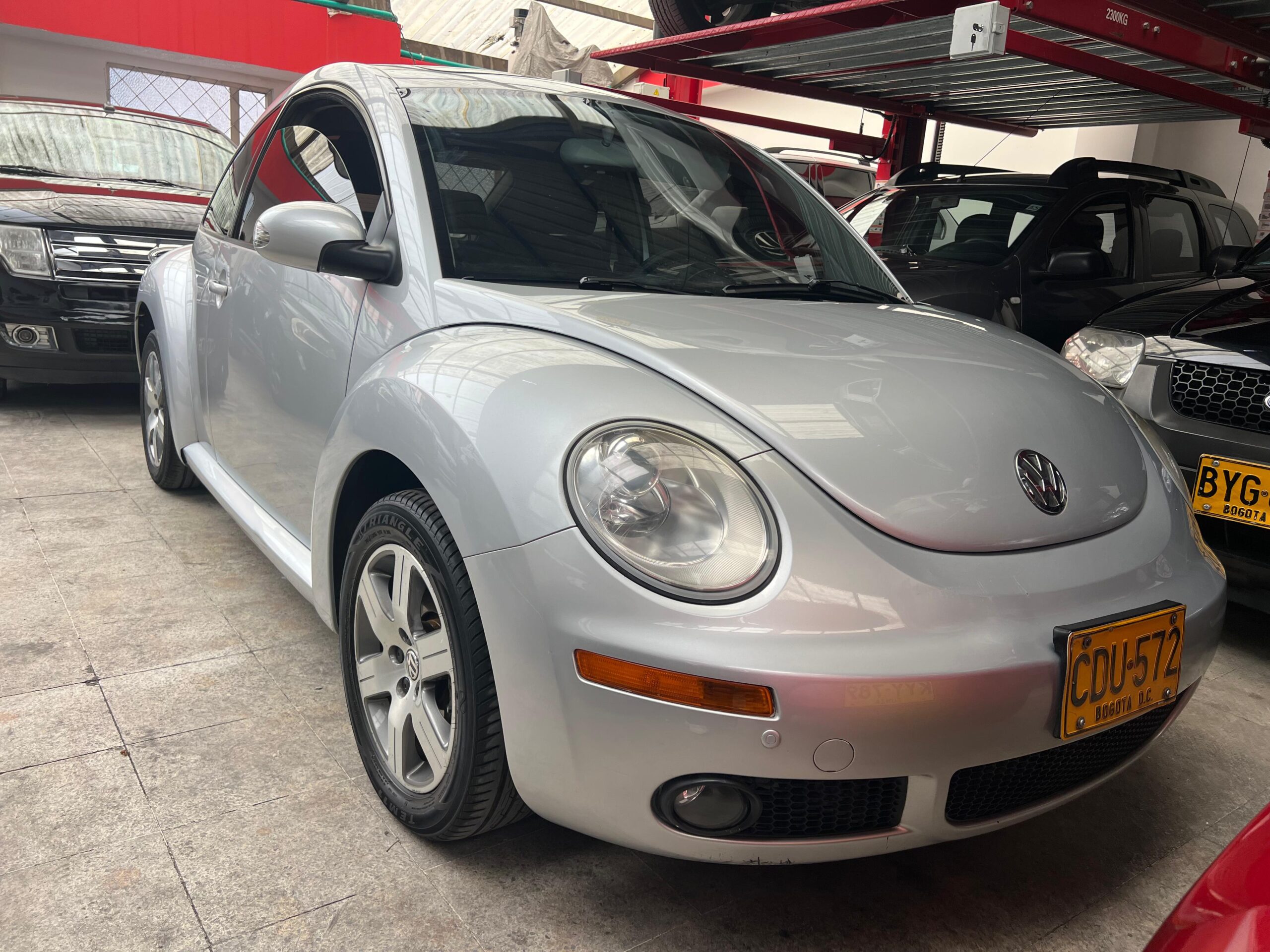 VOLKSWGEN NEW BEETLE GLS
