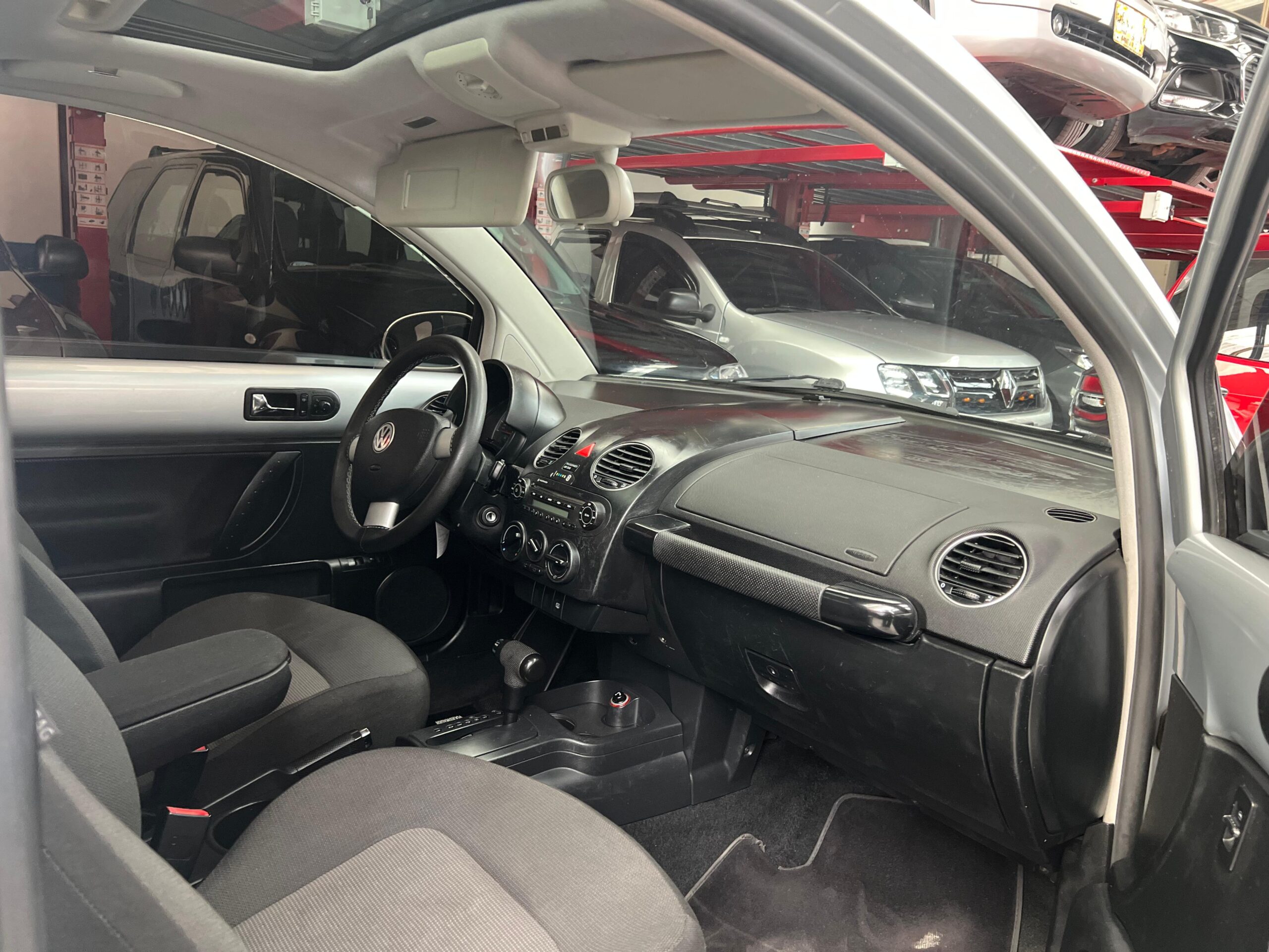 VOLKSWGEN NEW BEETLE GLS