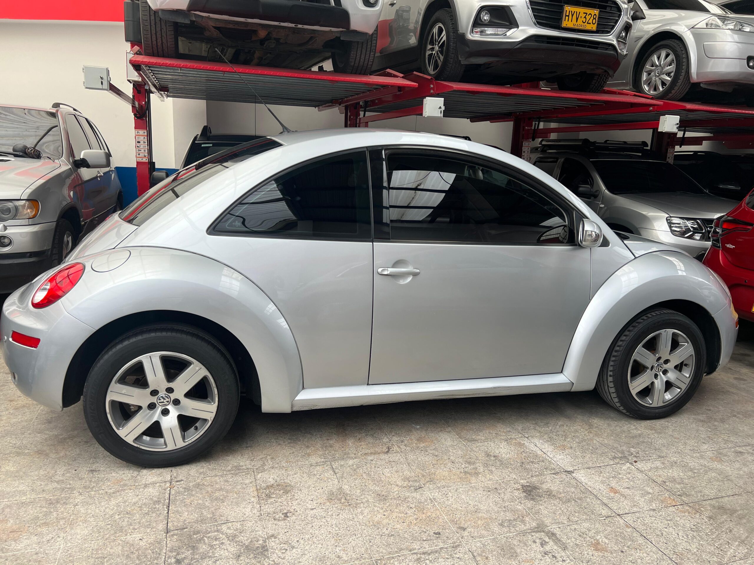 VOLKSWGEN NEW BEETLE GLS