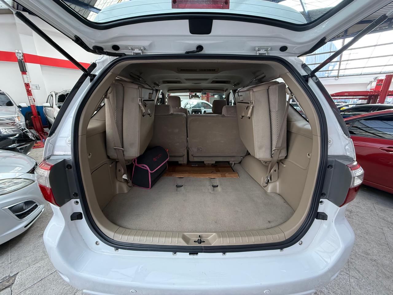 TOYOTA FORTUNER