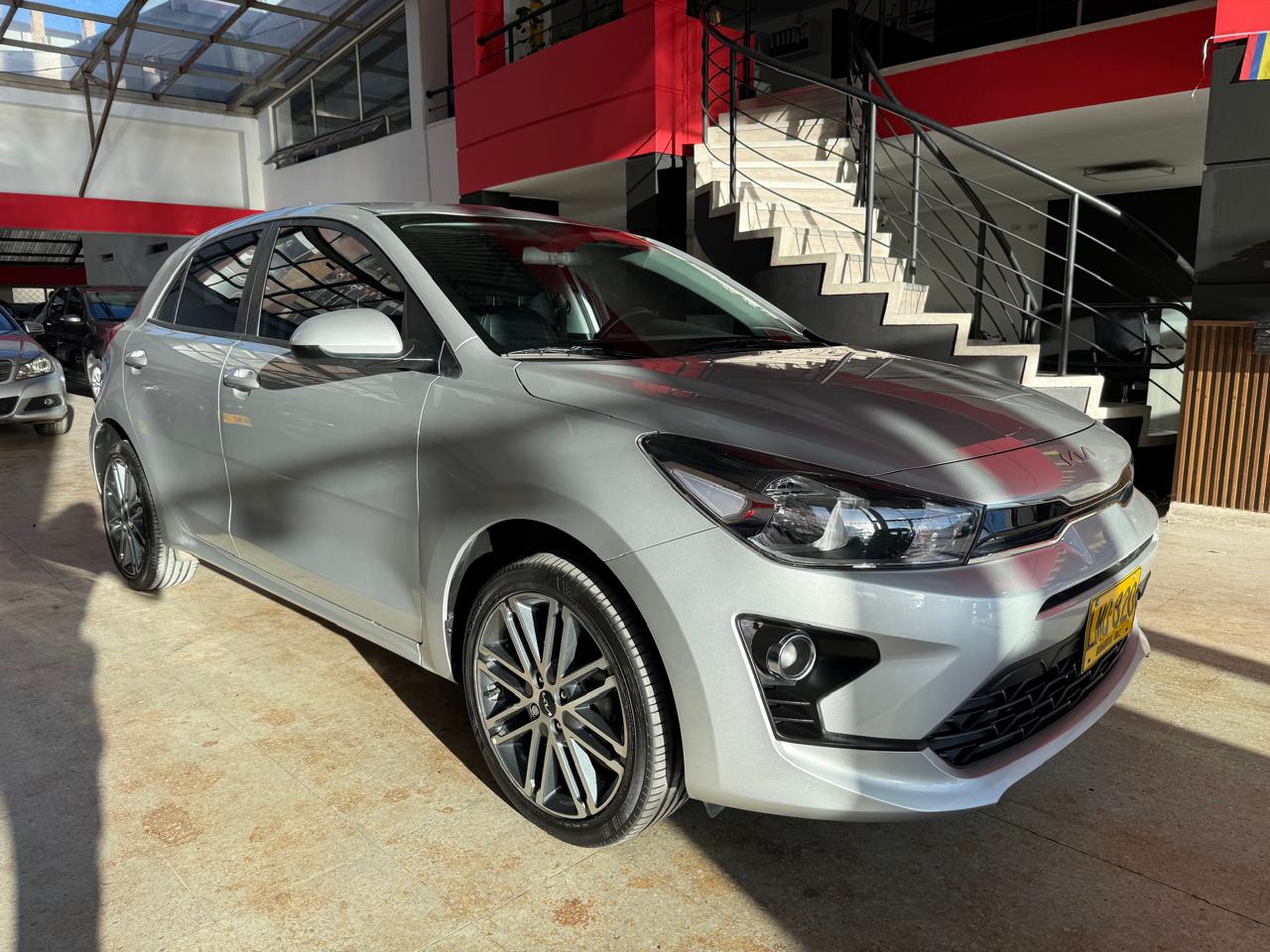 KIA RIO VIBRANT