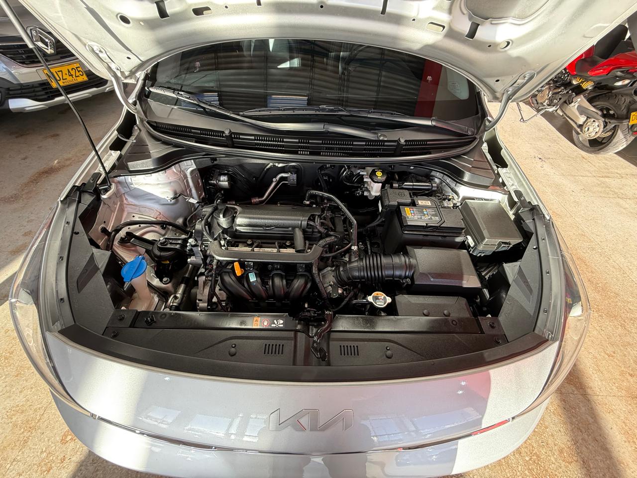 KIA RIO VIBRANT