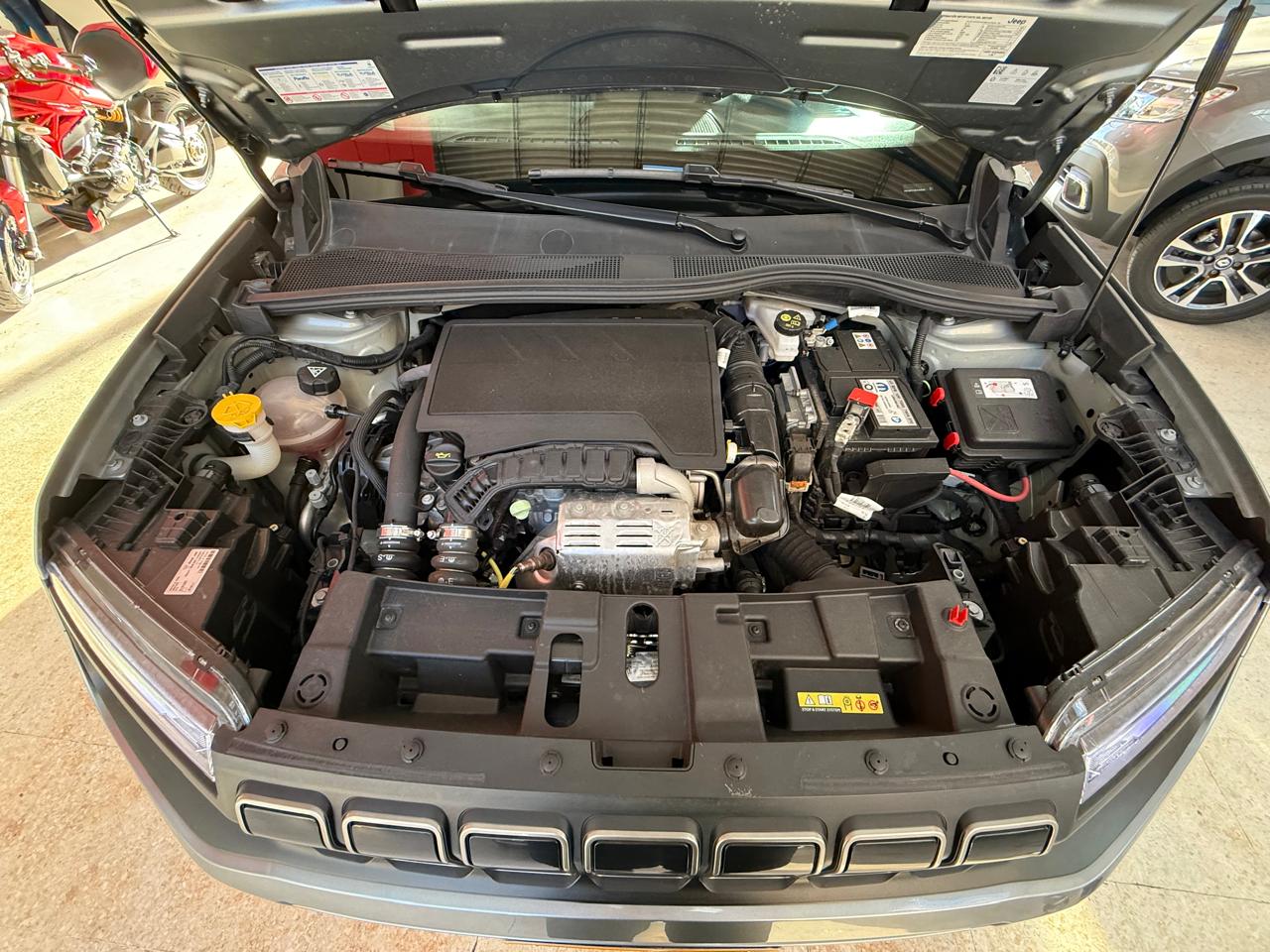 JEEP AVENGER ALTITUDE MT