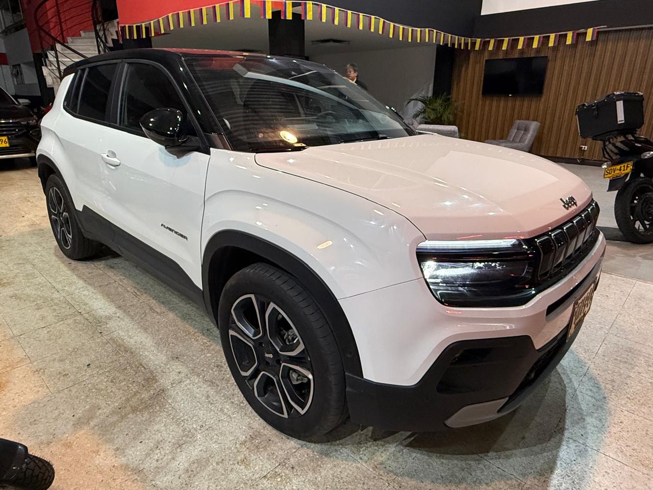 JEEP AVENGER EV ELECTRICO 4X2